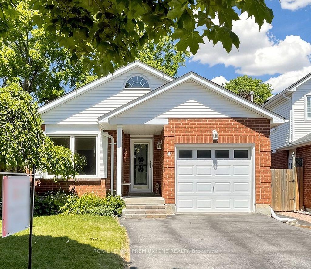 Photo 2 of 4 Prout Drive, Clarington, Bowmanville — HOMEH