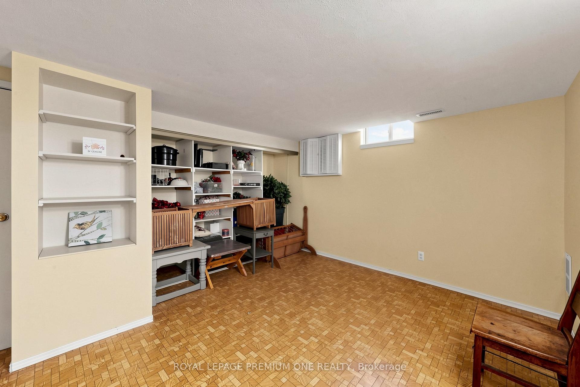 Photo 22 of 4 Prout Drive, Clarington, Bowmanville — HOMEH