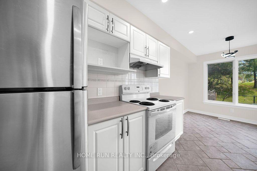 Photo 14 of 102 Kimberwick Crescent, Ottawa, Quinterra — HOMEH
