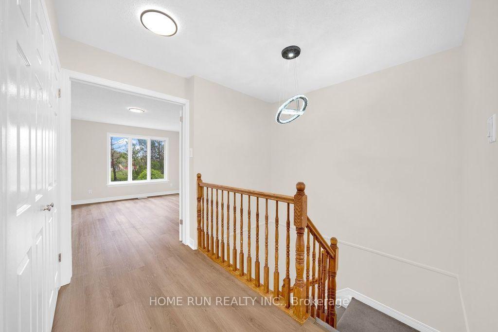 Photo 20 of 102 Kimberwick Crescent, Ottawa, Quinterra — HOMEH