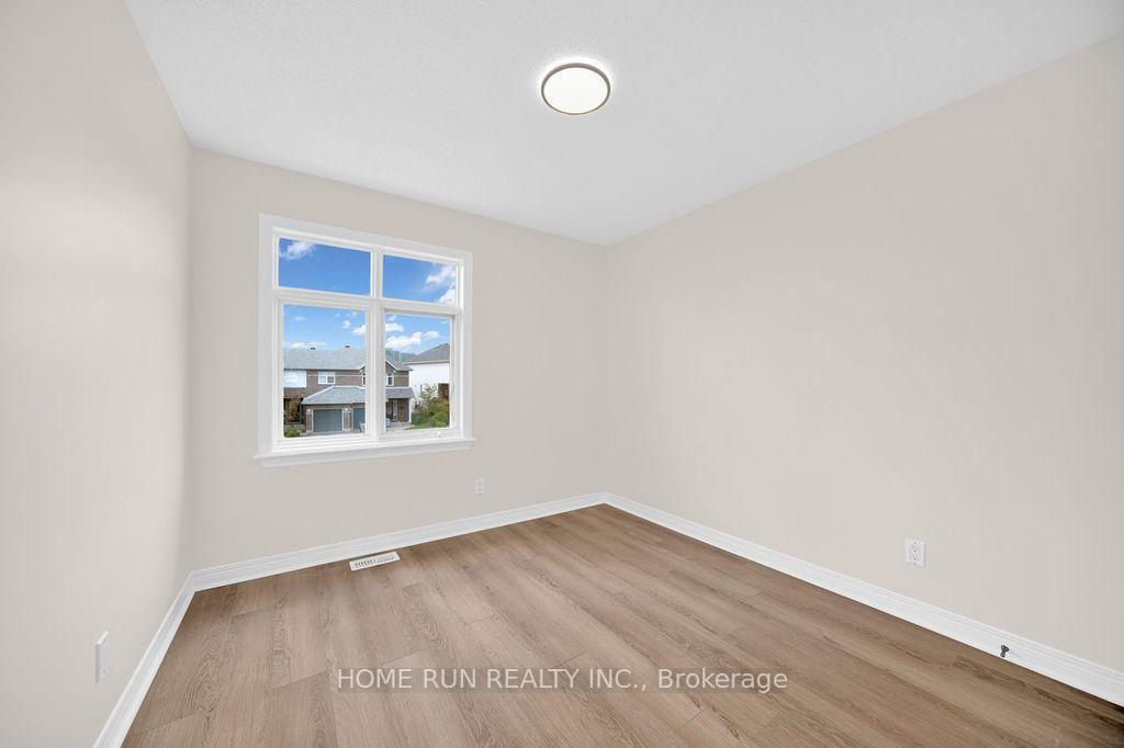 Photo 28 of 102 Kimberwick Crescent, Ottawa, Quinterra — HOMEH