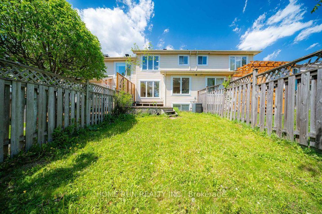 Photo 37 of 102 Kimberwick Crescent, Ottawa, Quinterra — HOMEH