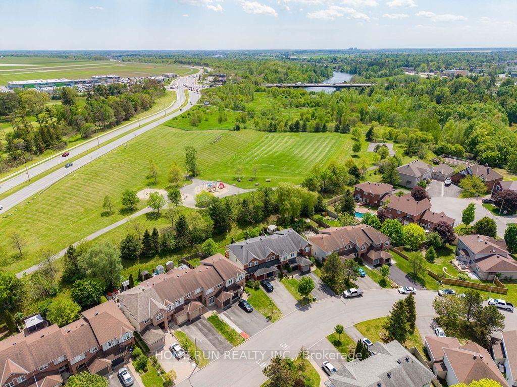 Photo 43 of 102 Kimberwick Crescent, Ottawa, Quinterra — HOMEH