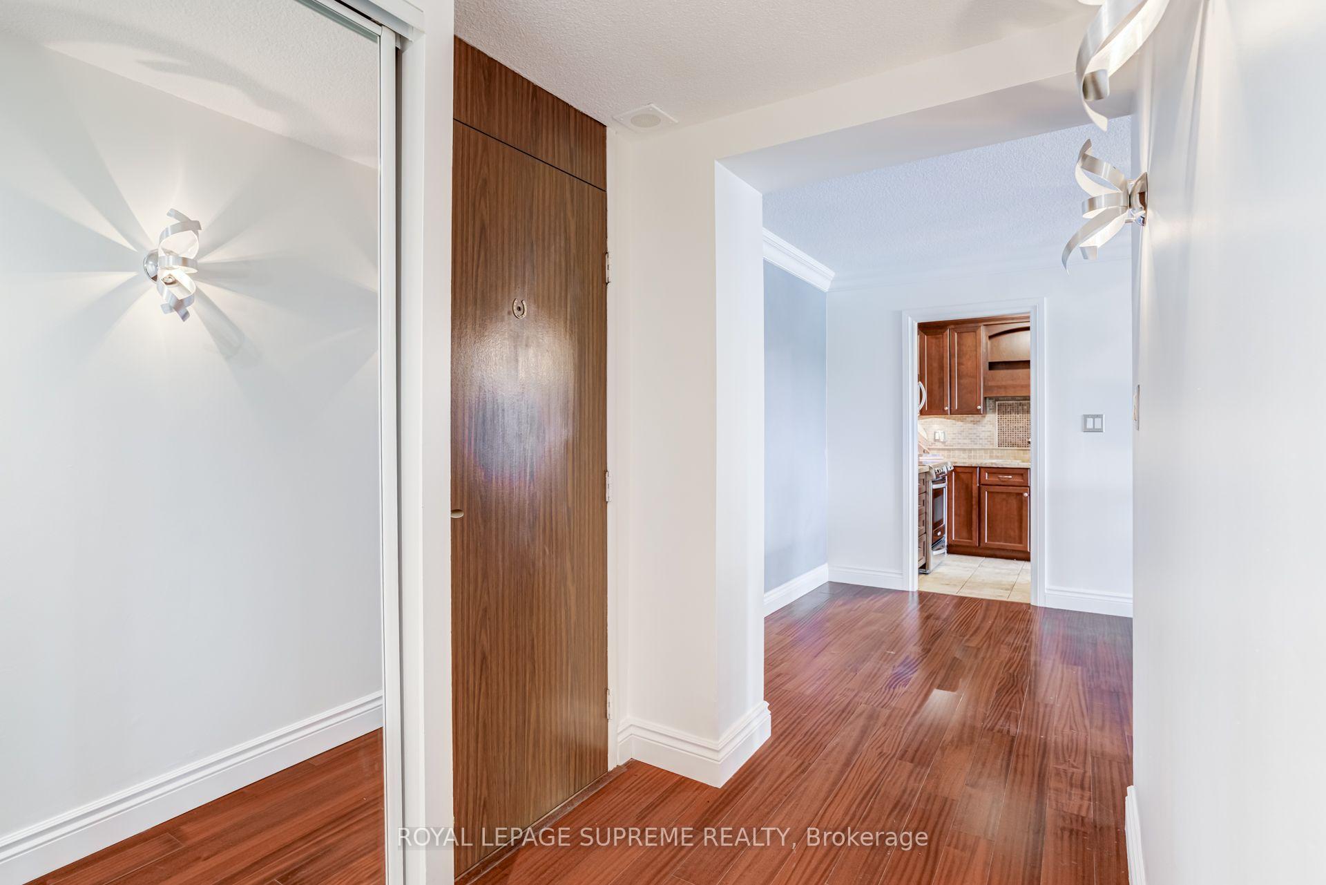 Photo 11 of Unit 305, 250 Scarlett Road, Toronto, Rockcliffe-Smythe — HOMEH
