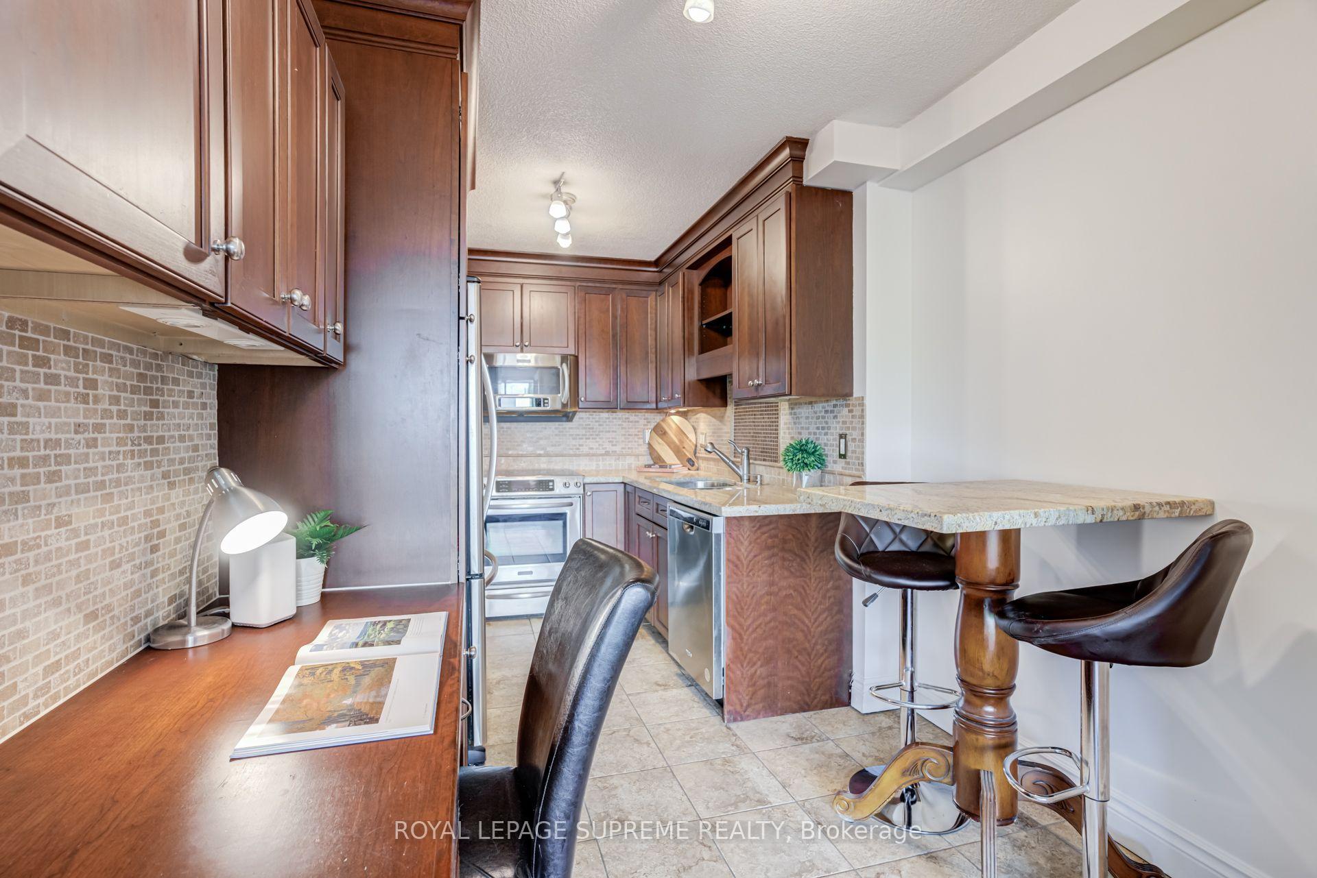 Photo 19 of Unit 305, 250 Scarlett Road, Toronto, Rockcliffe-Smythe — HOMEH