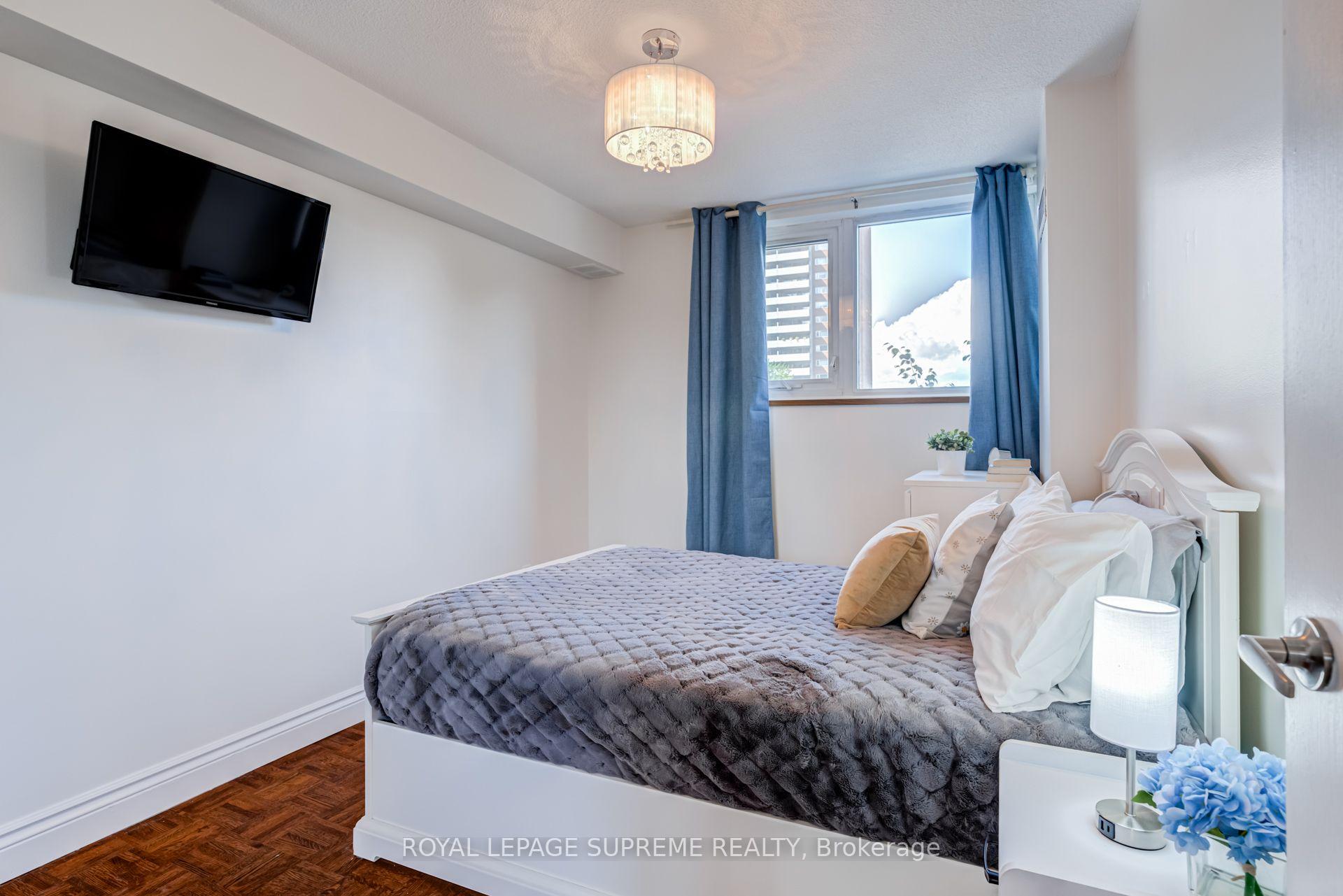 Photo 31 of Unit 305, 250 Scarlett Road, Toronto, Rockcliffe-Smythe — HOMEH