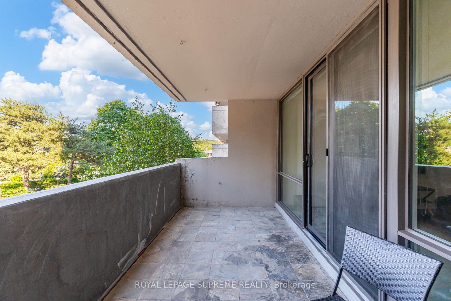 Photo 40 of Unit 305, 250 Scarlett Road, Toronto, Rockcliffe-Smythe — HOMEH