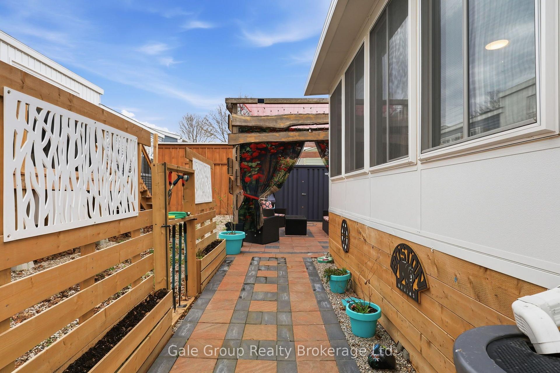 Photo 34 of Unit 606, 99 Fourth Conc Road, Brant, Burford — HOMEH