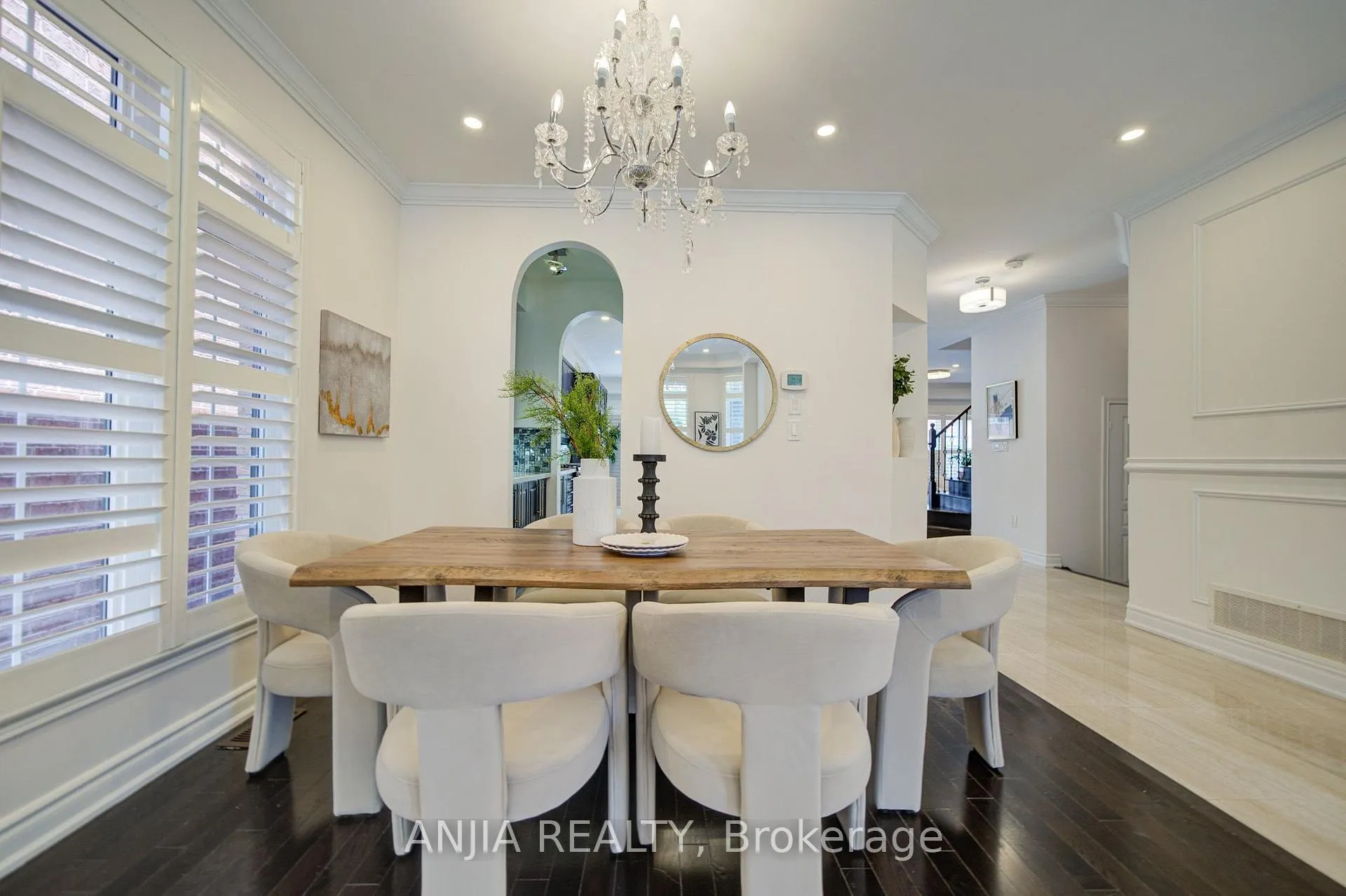 Photo 12 of 23 Appleview Road, Markham, Greensborough — HOMEH