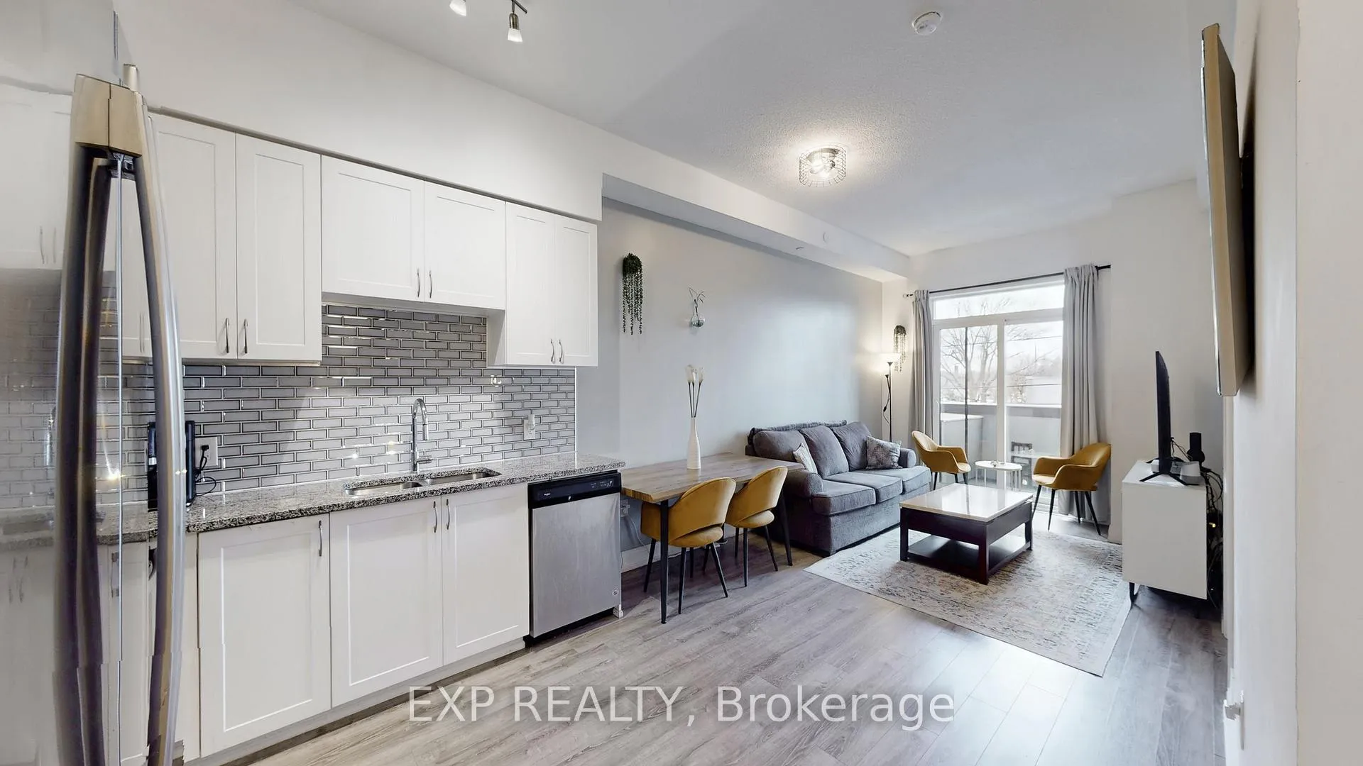 Front of Unit 206, 2800 Keele Street