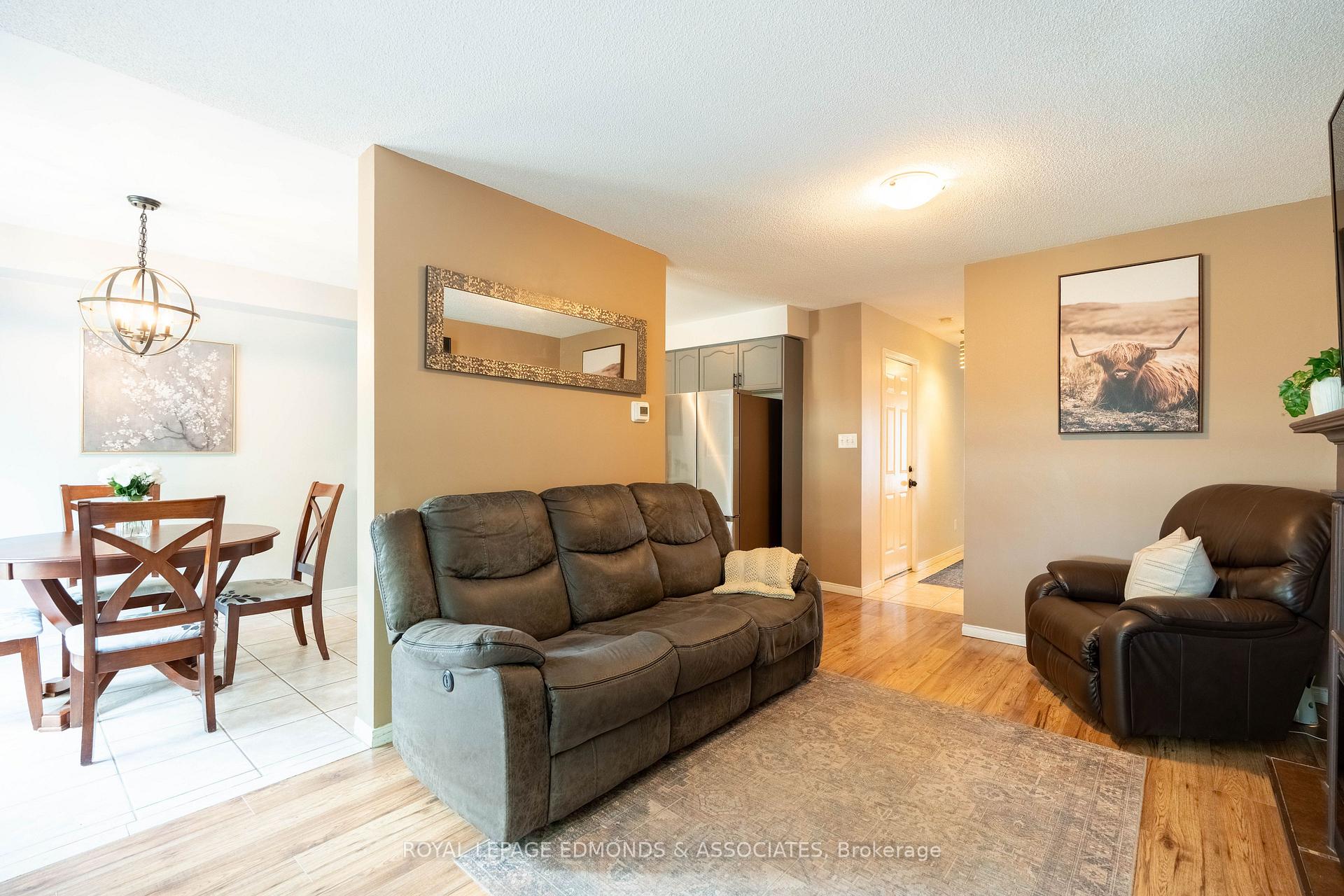 Photo 7 of Unit 37, 565 Rymal Road E, Hamilton, Butler — HOMEH