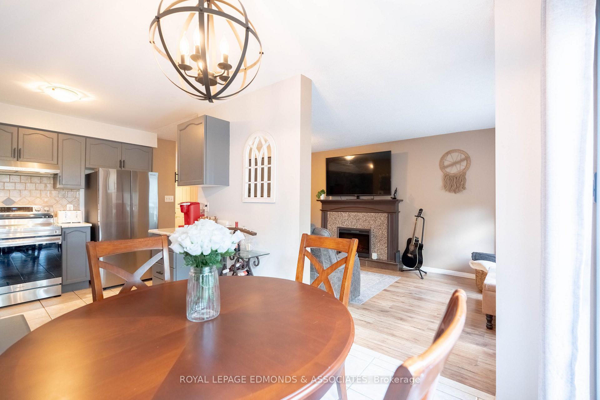 Photo 8 of Unit 37, 565 Rymal Road E, Hamilton, Butler — HOMEH