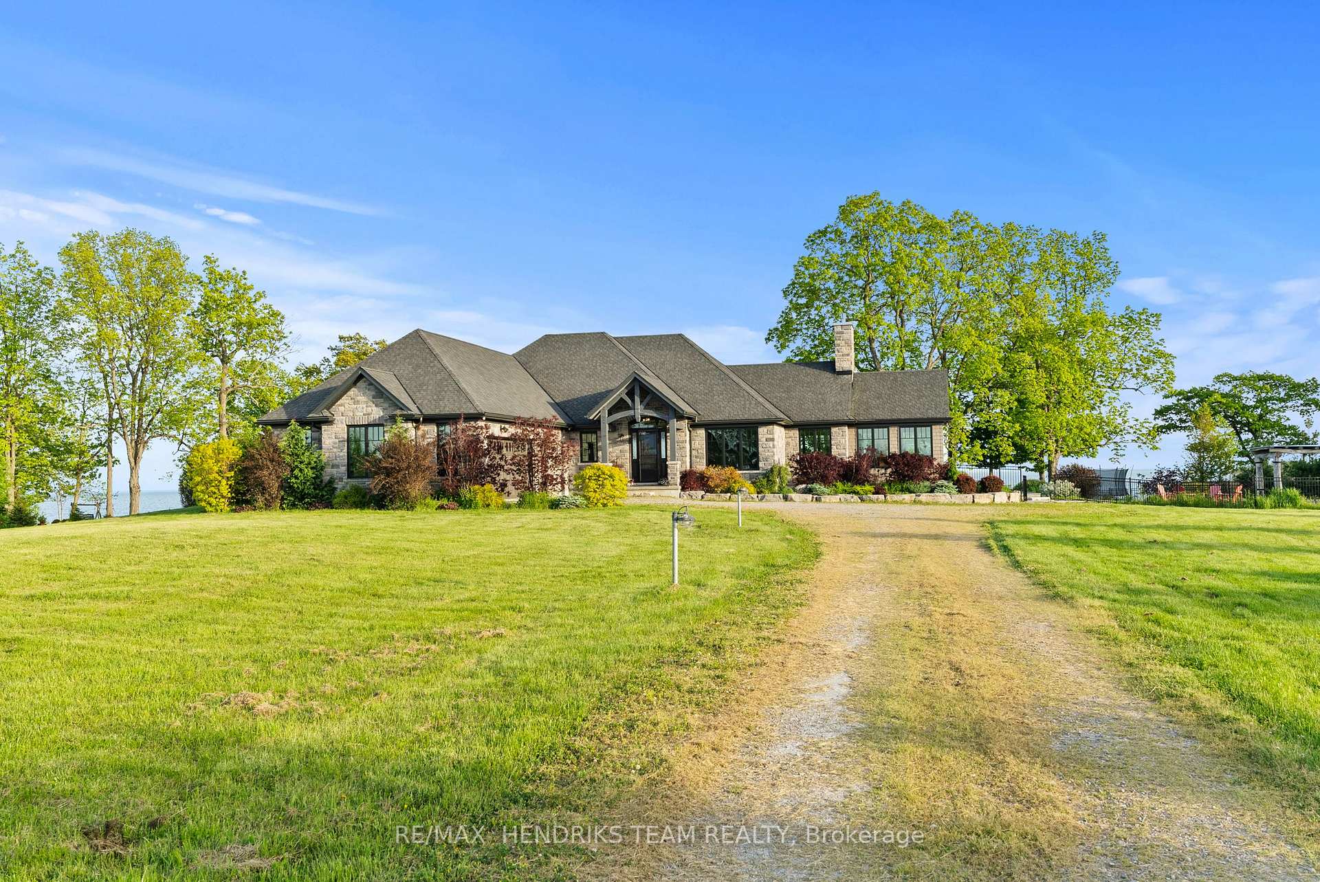 Photo 3 of 515 Sandy Bay Road, Haldimand, Dunnville — HOMEH
