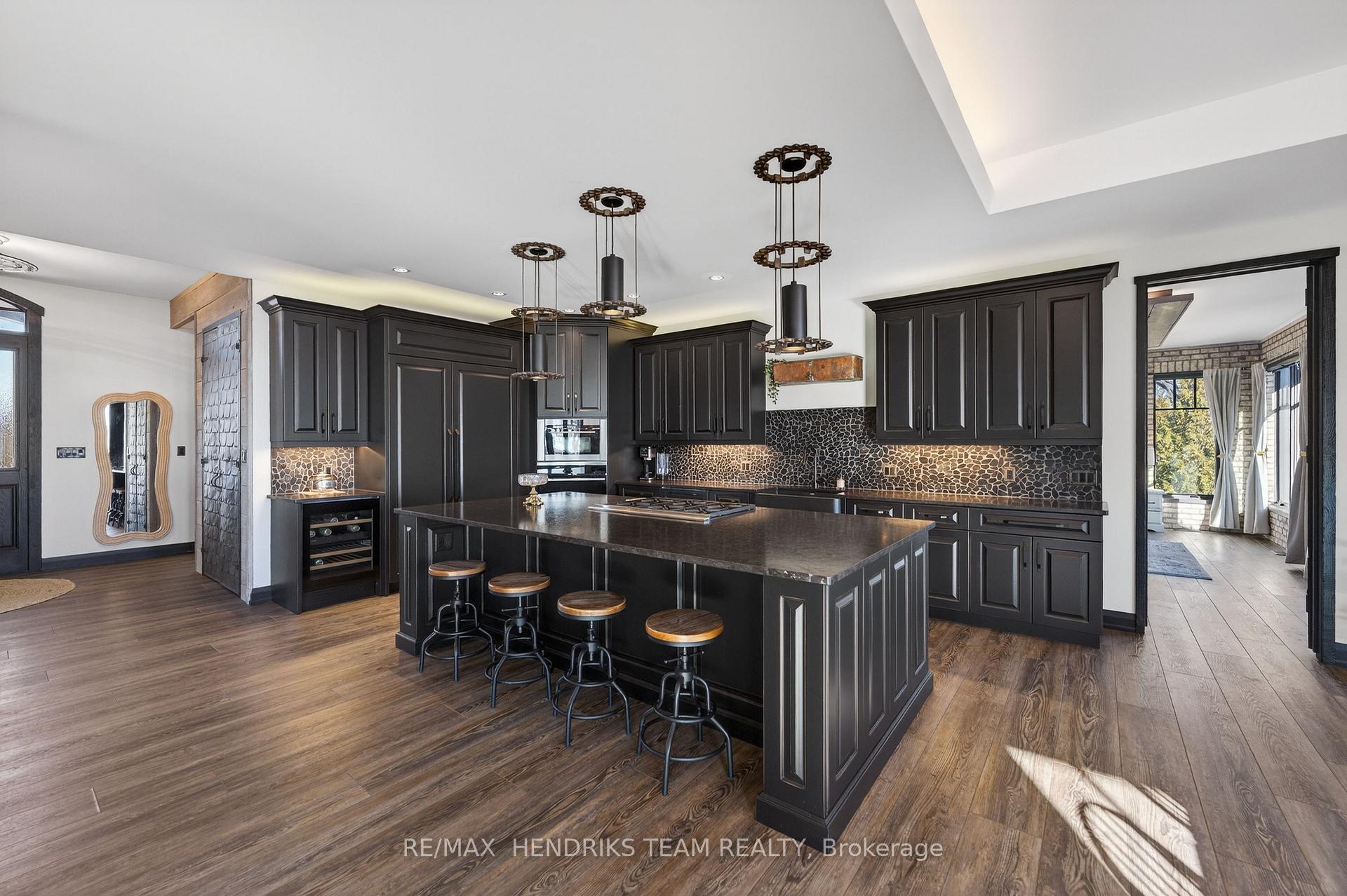 Photo 10 of 515 Sandy Bay Road, Haldimand, Dunnville — HOMEH
