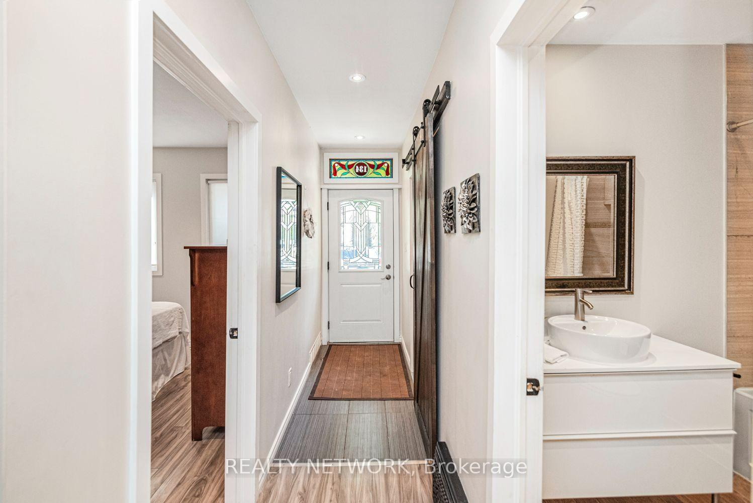 Photo 6 of 134 Erie Avenue, Hamilton, Stinson — HOMEH