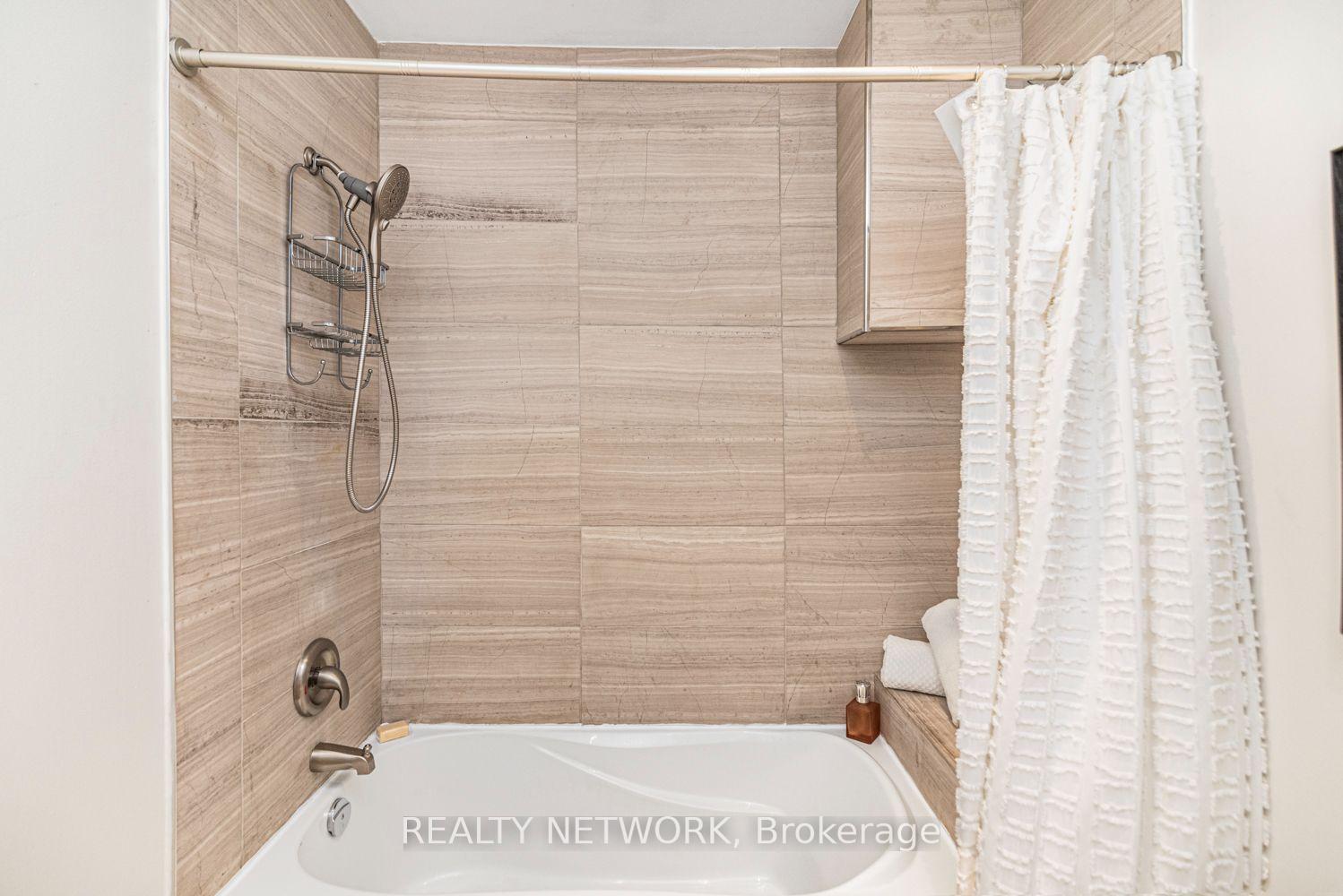Photo 29 of 134 Erie Avenue, Hamilton, Stinson — HOMEH