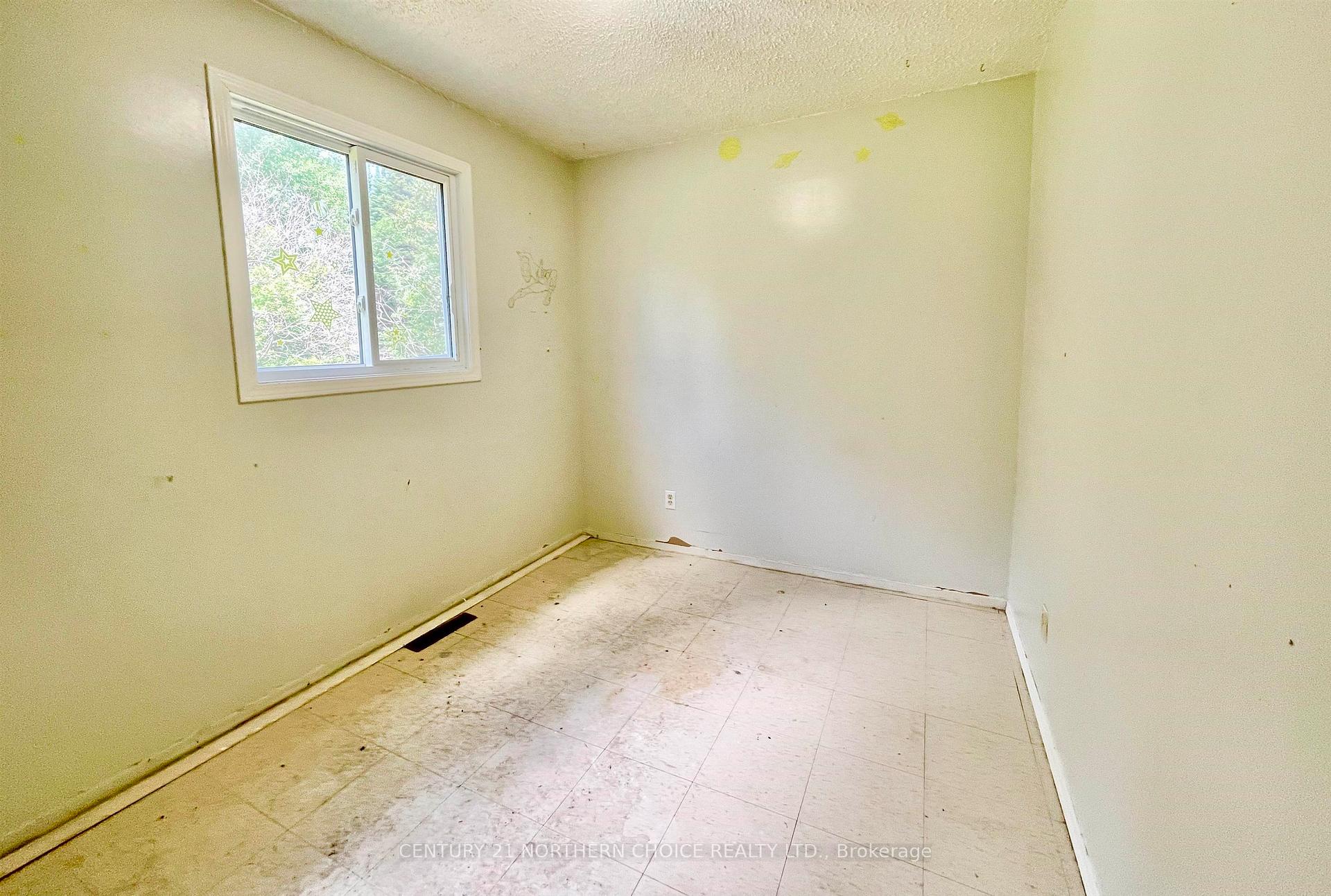 Photo 13 of 64 Wellington Road, Kenora Remote Area, Dinorwic — HOMEH