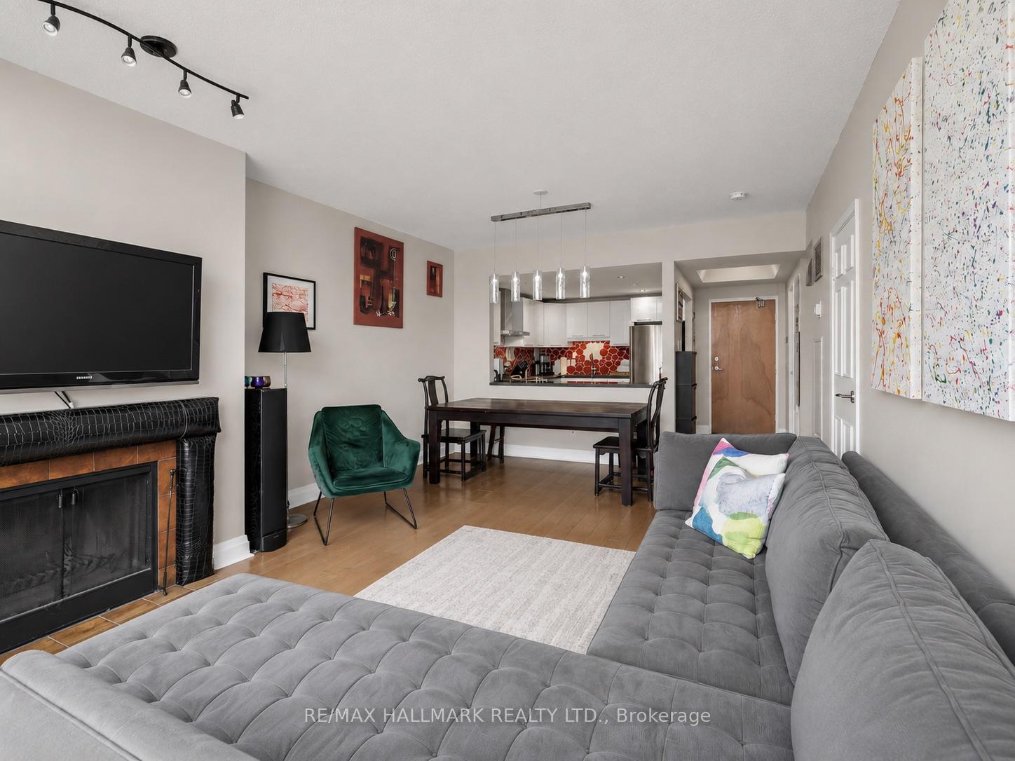 Photo 13 of Unit Ph15, 20 Glebe Road W, Toronto, Yonge-Eglinton — HOMEH