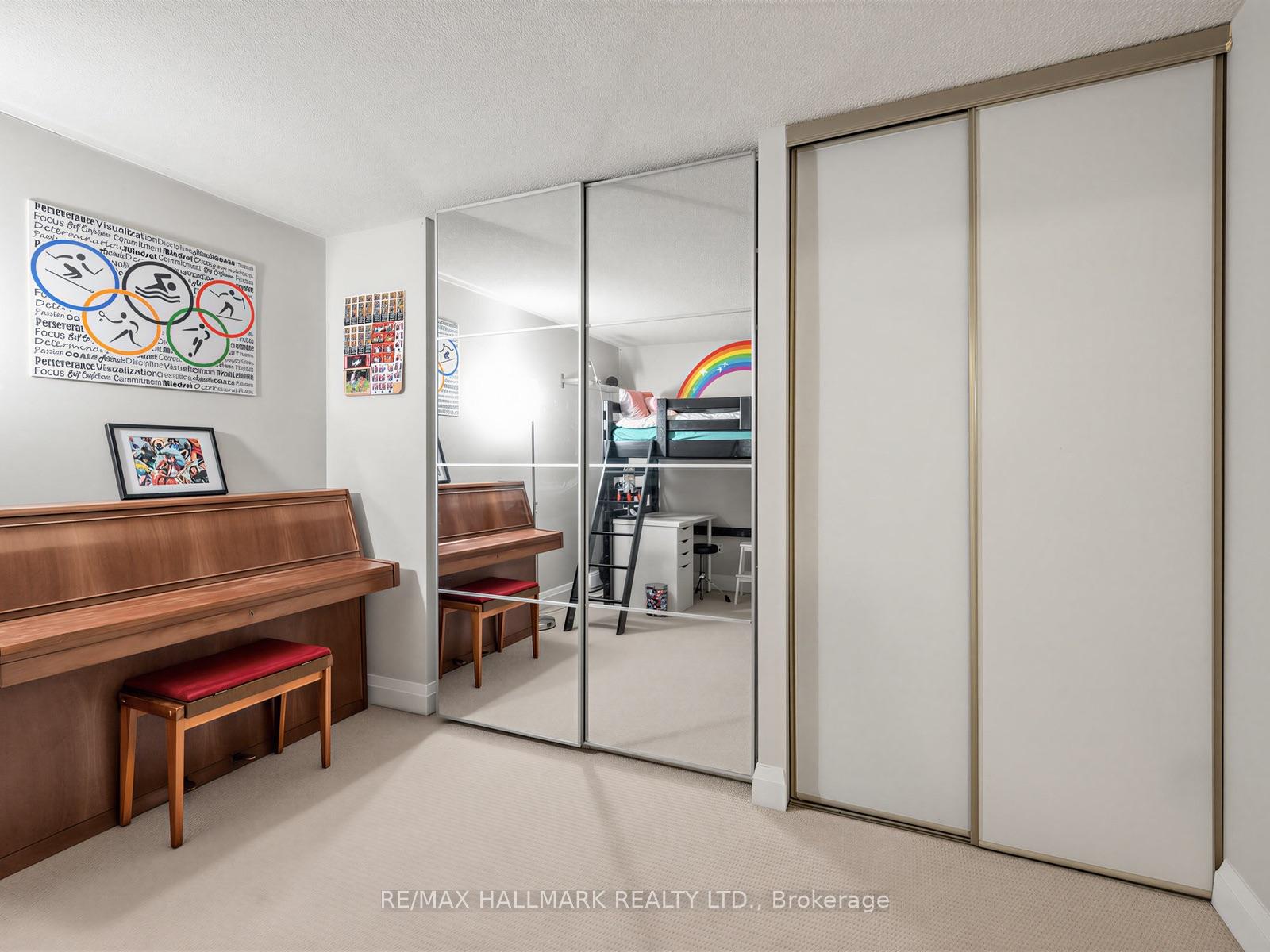 Photo 20 of Unit Ph15, 20 Glebe Road W, Toronto, Yonge-Eglinton — HOMEH