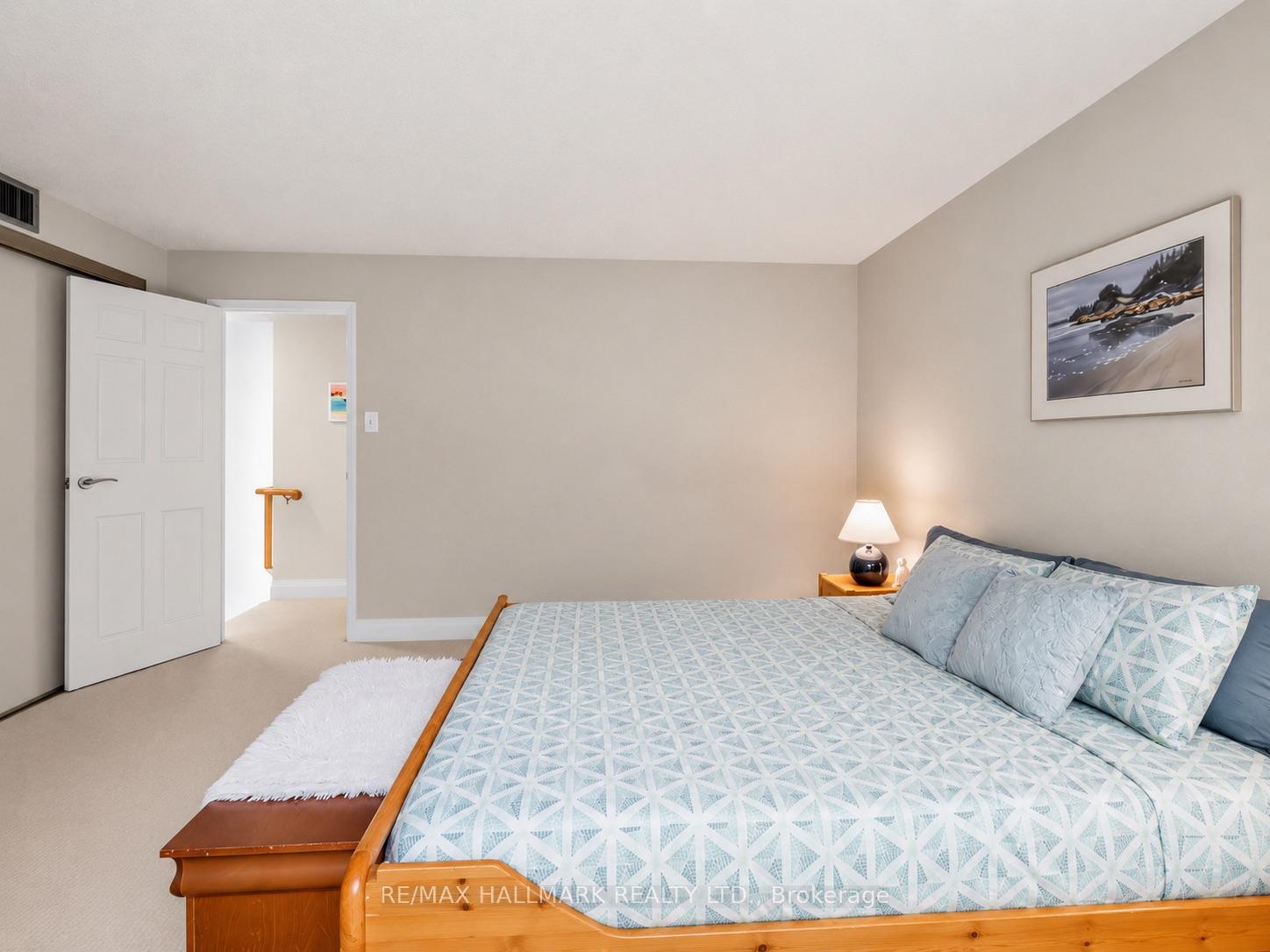 Photo 24 of Unit Ph15, 20 Glebe Road W, Toronto, Yonge-Eglinton — HOMEH