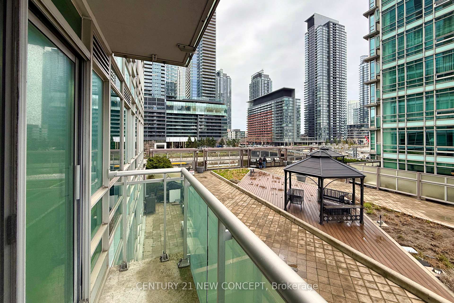 Photo 32 of Unit 501, 381 Front Street W, Toronto, Waterfront Communities — HOMEH