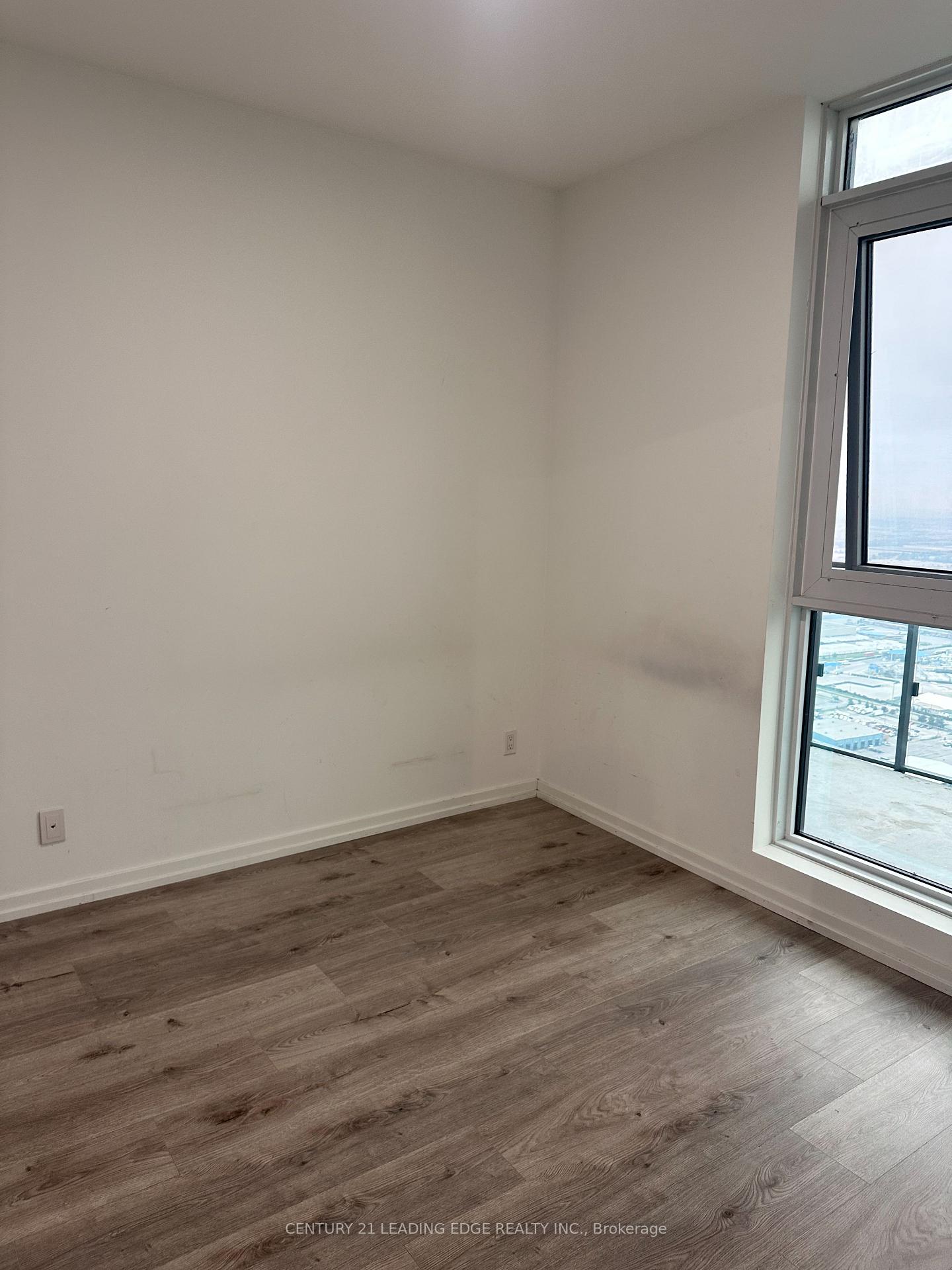 Photo 11 of Unit PH10, 7890 Jane Street, Vaughan, Vaughan Corporate Centre — HOMEH