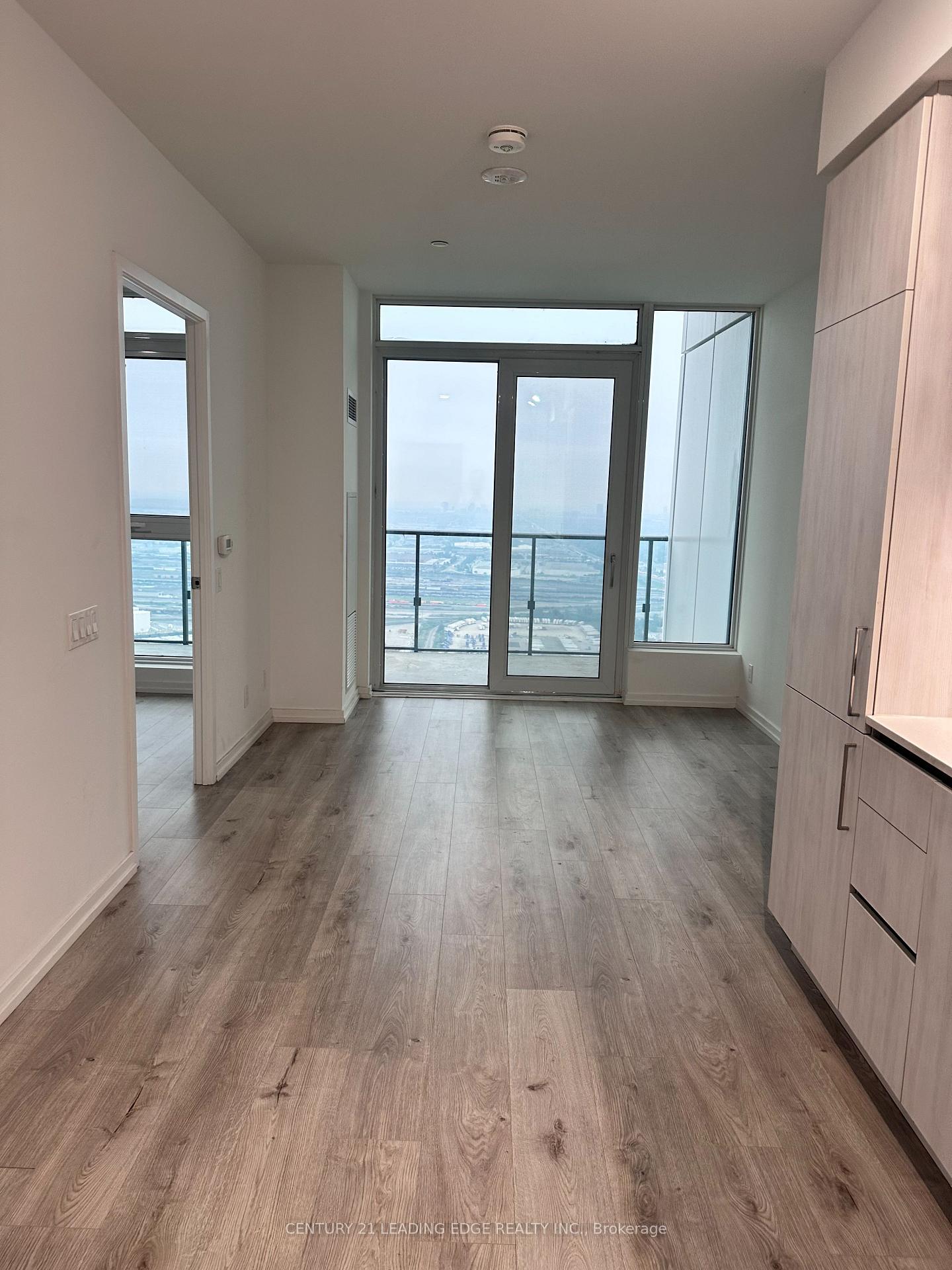 Photo 16 of Unit PH10, 7890 Jane Street, Vaughan, Vaughan Corporate Centre — HOMEH