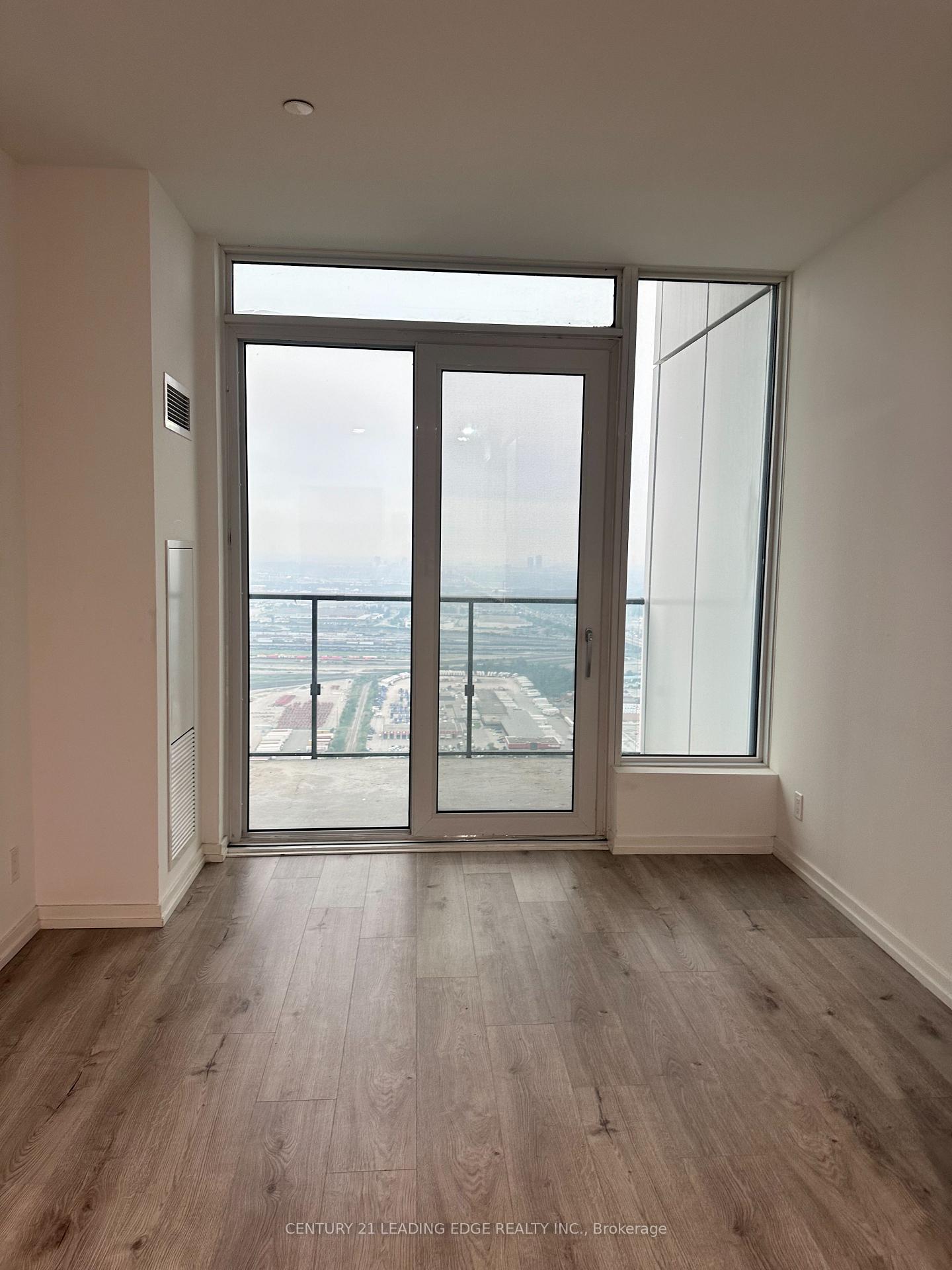 Photo 17 of Unit PH10, 7890 Jane Street, Vaughan, Vaughan Corporate Centre — HOMEH