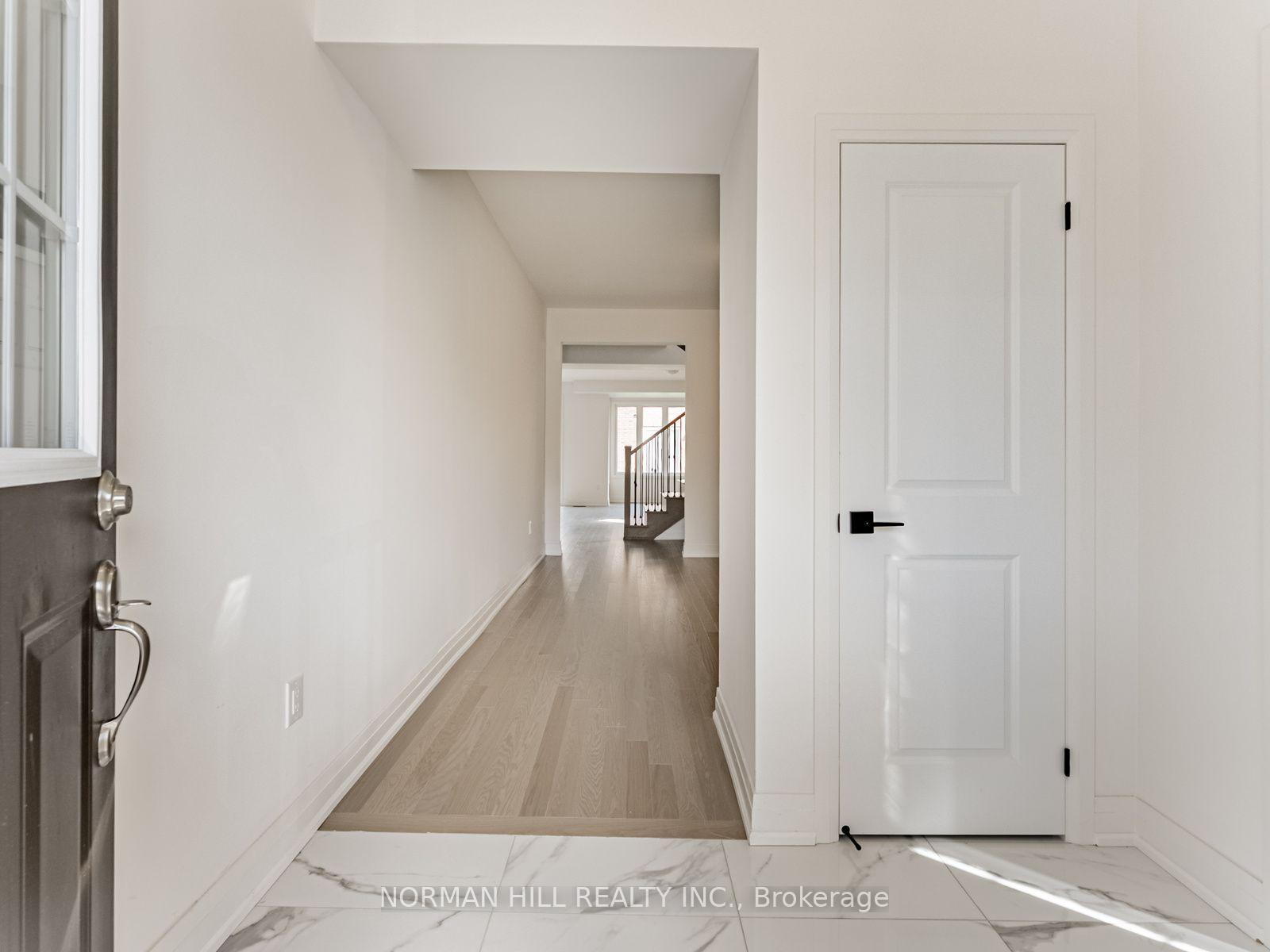 Photo 4 of 9 Lilestone Drive, Brampton, Credit Valley — HOMEH