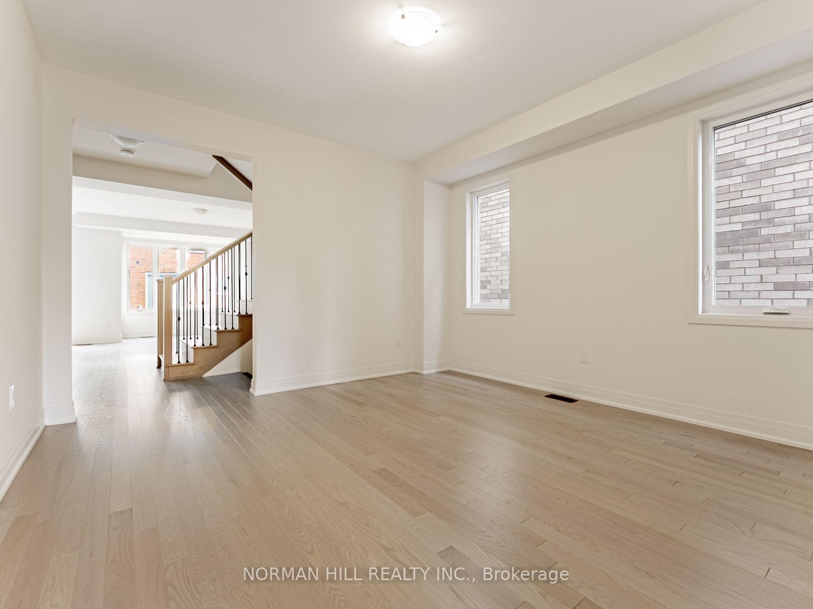 Photo 6 of 9 Lilestone Drive, Brampton, Credit Valley — HOMEH