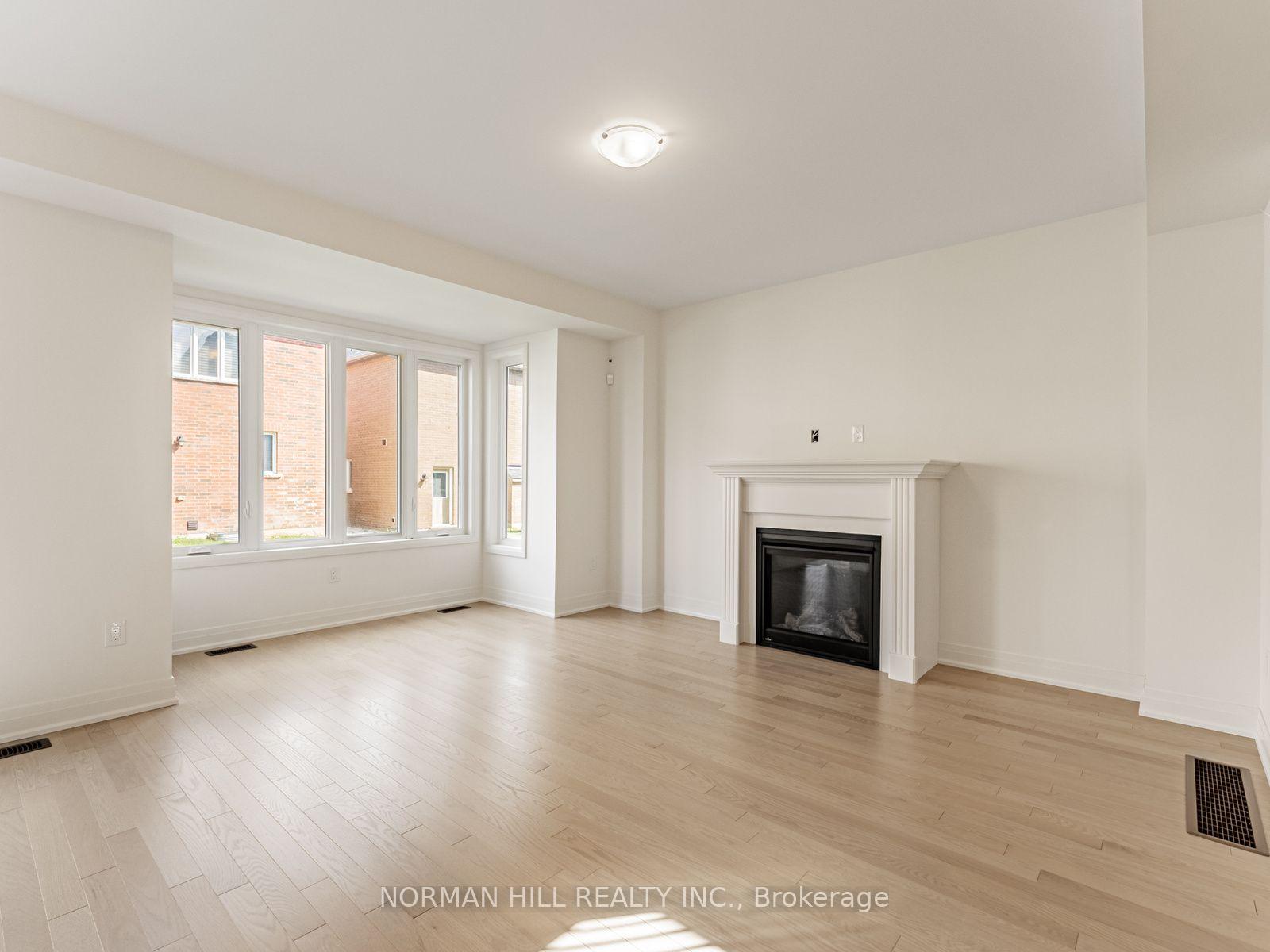Photo 8 of 9 Lilestone Drive, Brampton, Credit Valley — HOMEH