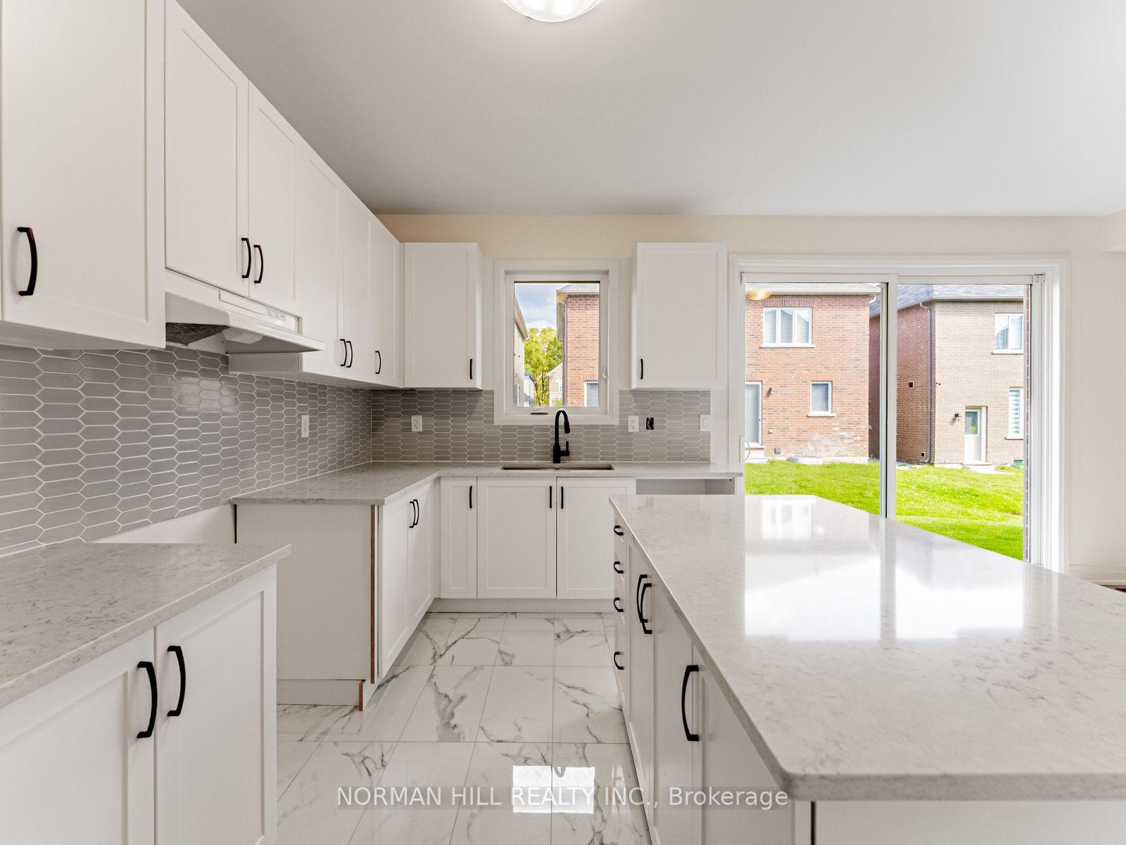 Photo 12 of 9 Lilestone Drive, Brampton, Credit Valley — HOMEH
