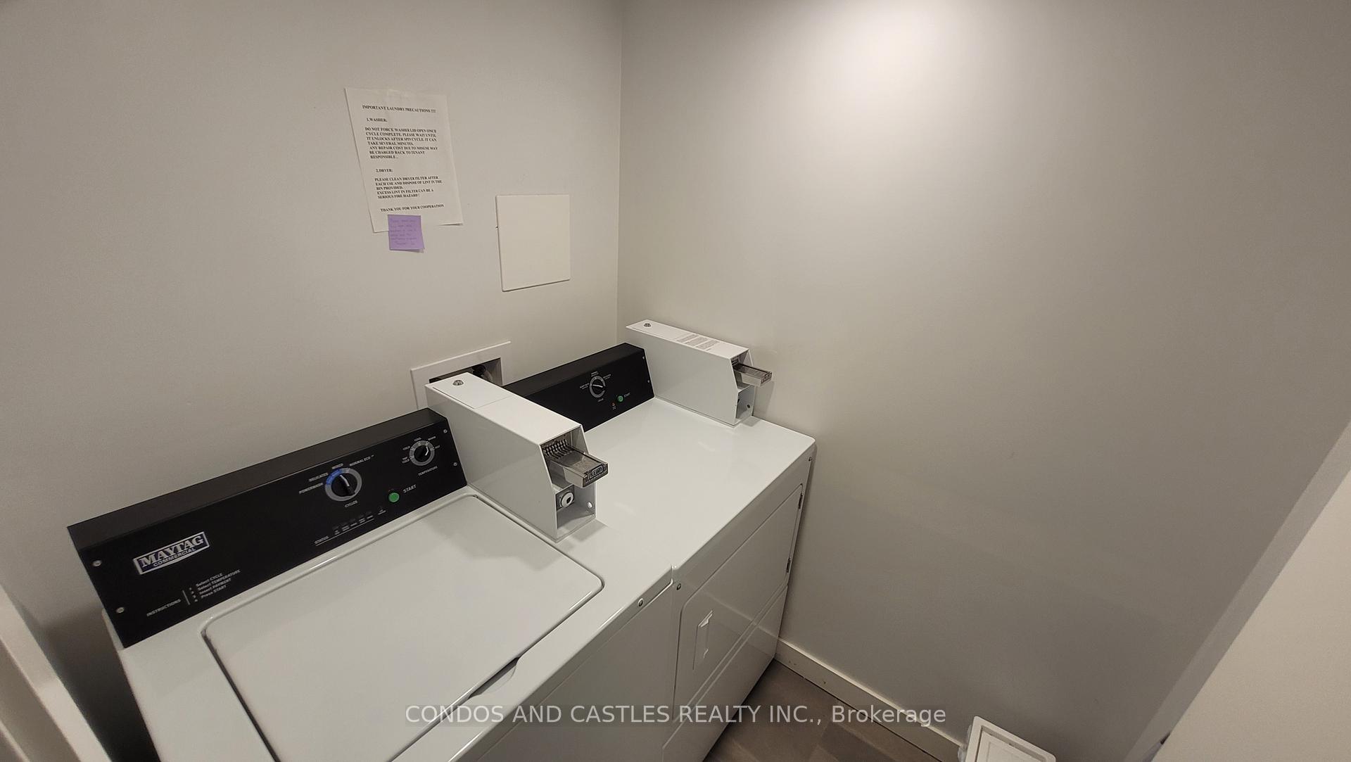 Photo 4 of Unit Lower, 203 Fern Avenue, Toronto, High Park-Swansea — HOMEH