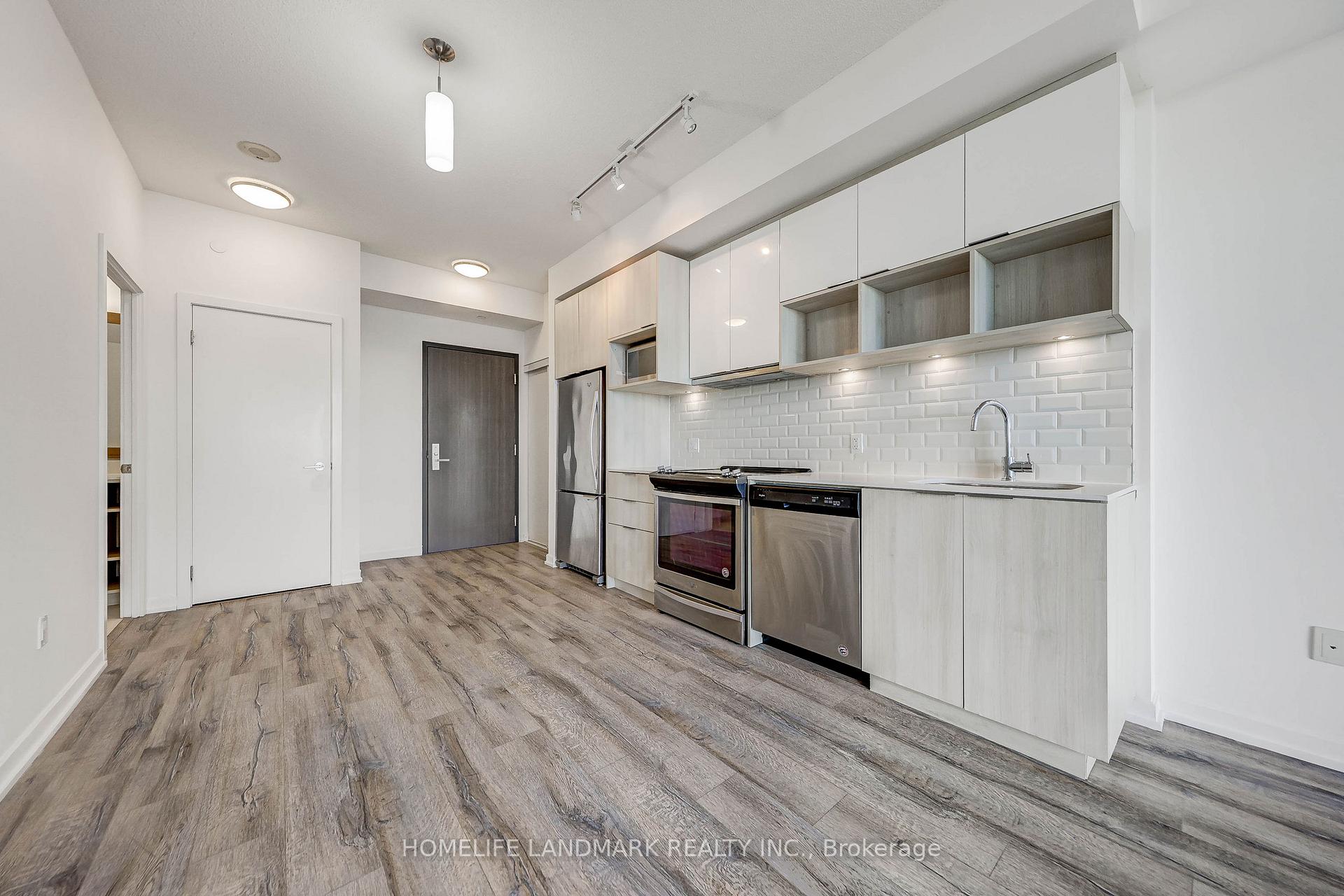 Photo 5 of Unit 1011, 52 Forest Manor Road, North York, Henry Farm — HOMEH