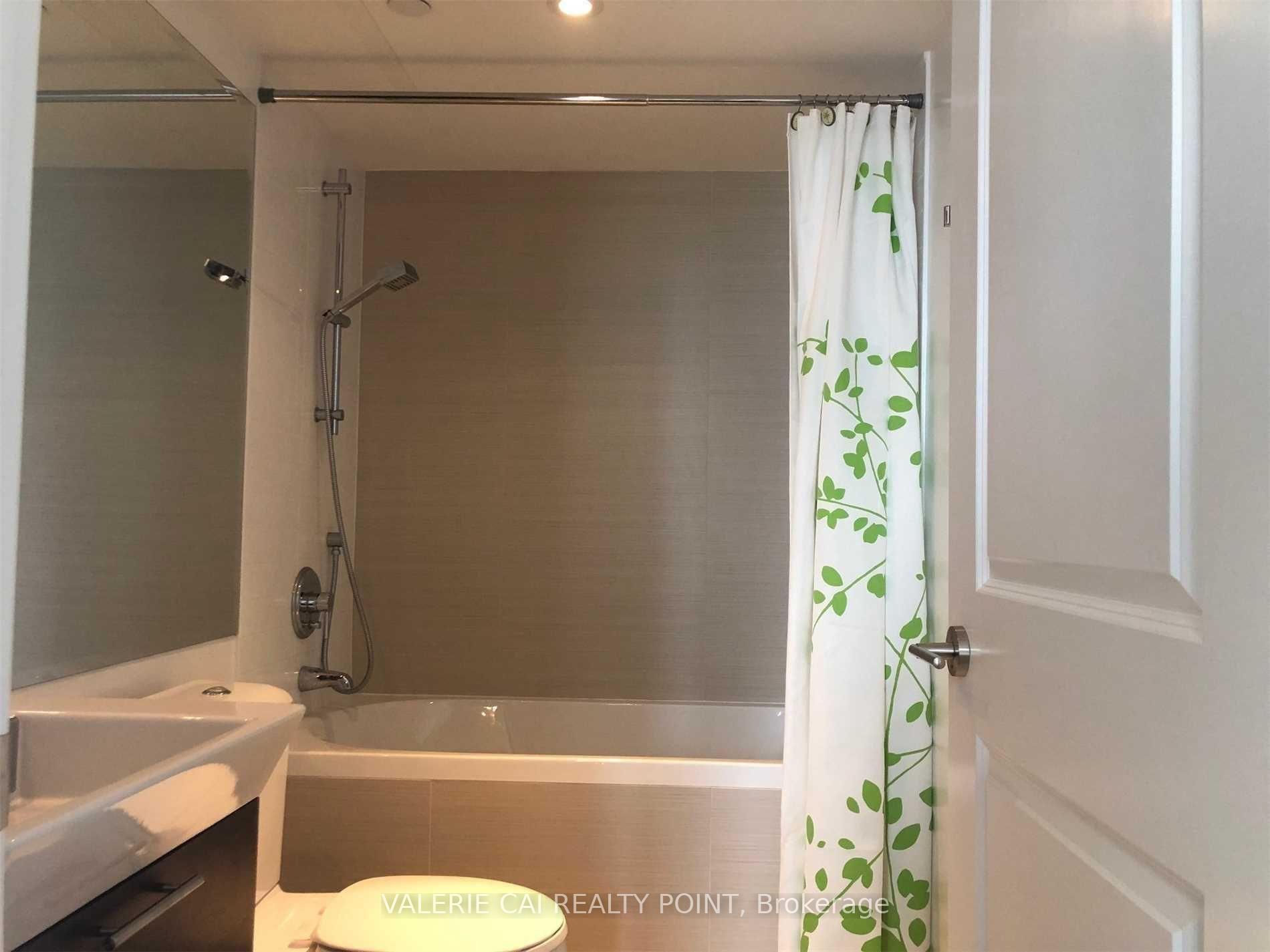 Photo 6 of Unit 3110, 386 Yonge Street, Toronto, Bay Street Corridor — HOMEH