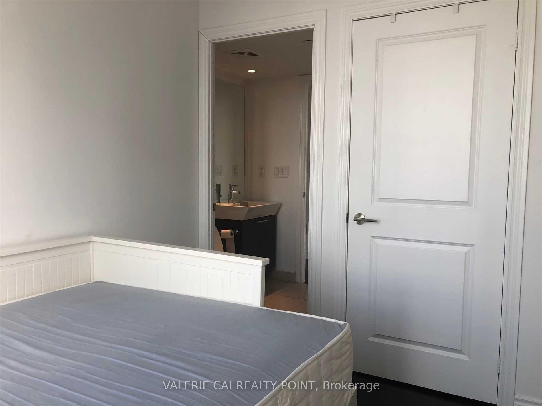 Photo 8 of Unit 3110, 386 Yonge Street, Toronto, Bay Street Corridor — HOMEH