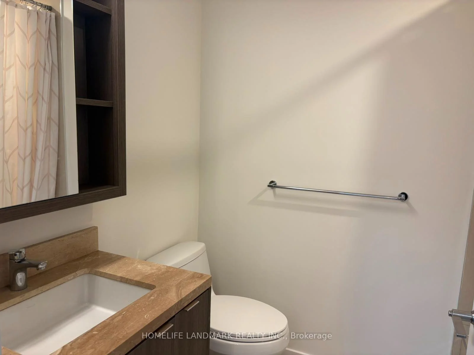 Photo 8 of Unit 621, 115 Blue Jays Way, Toronto, Waterfront Communities — HOMEH