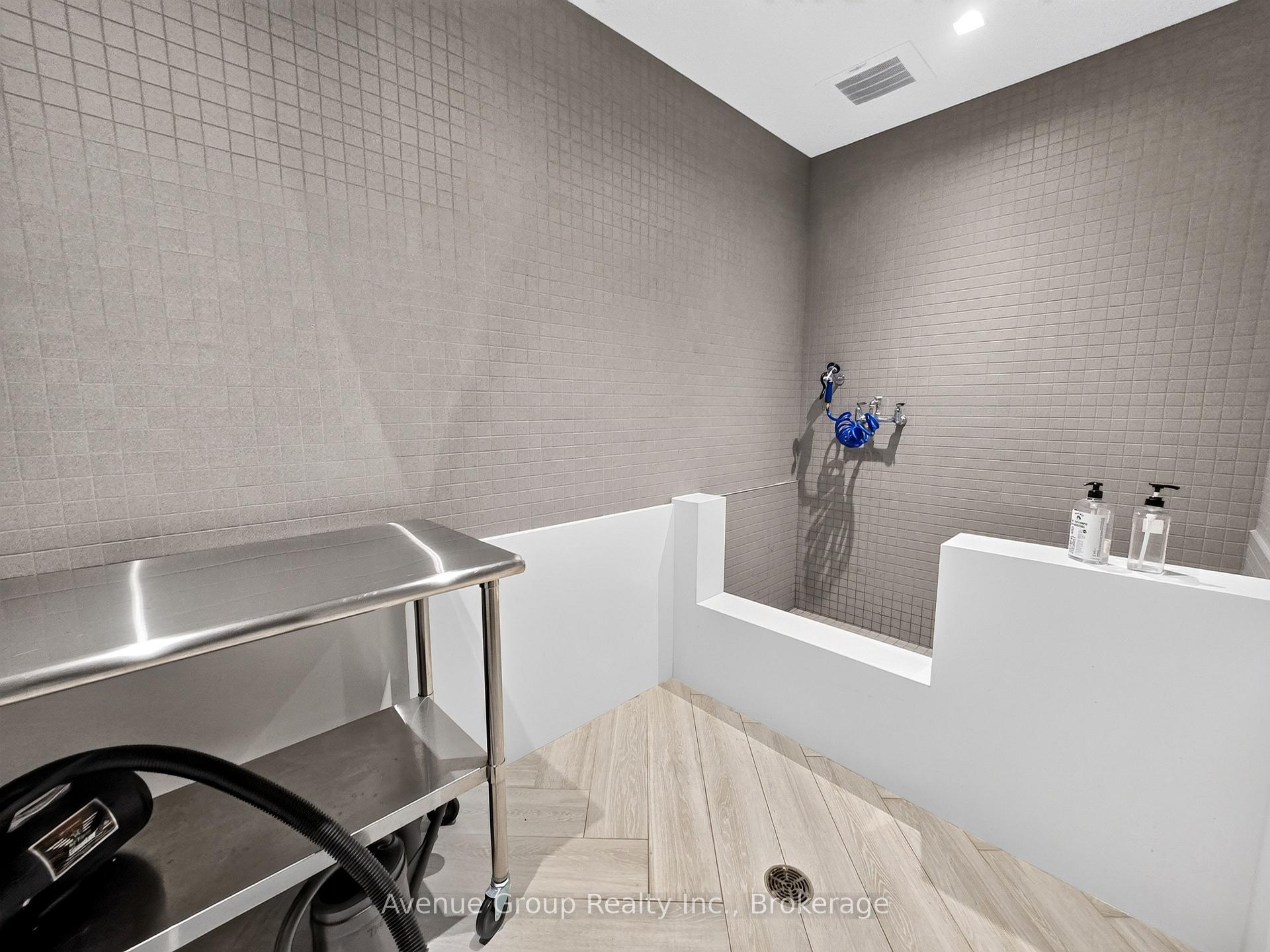 Photo 26 of Unit PH610, 1285 Queen Street E, Toronto, Greenwood-Coxwell — HOMEH