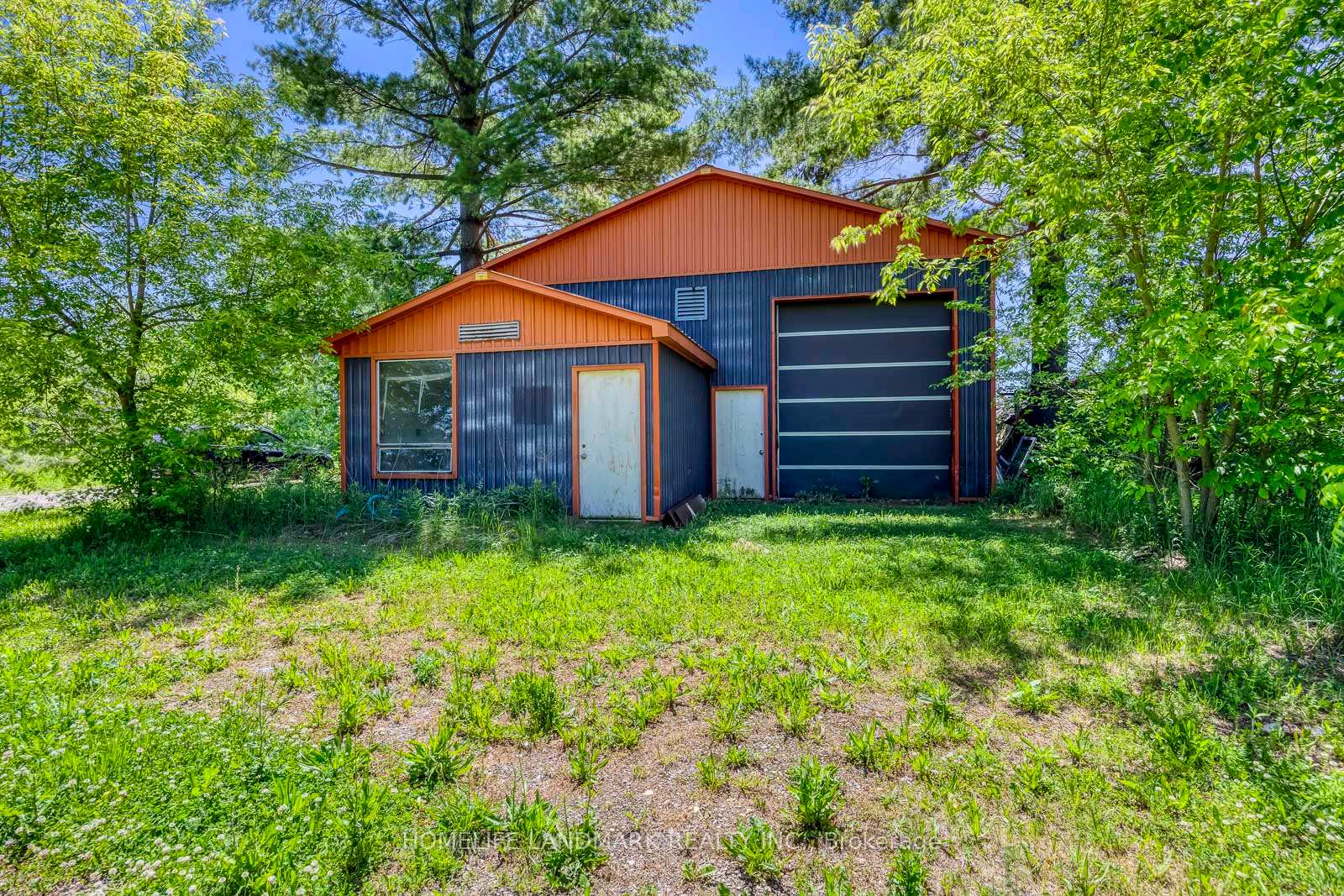Photo 23 of 217 Carlisle Road, Hamilton, Rural Flamborough — HOMEH