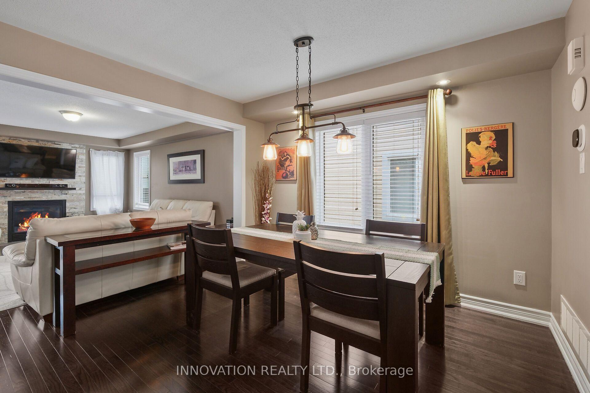 Photo 4 of 522 Meadowcreek Circle, Ottawa, Kanata - Emerald Meadows/Trailwest — HOMEH