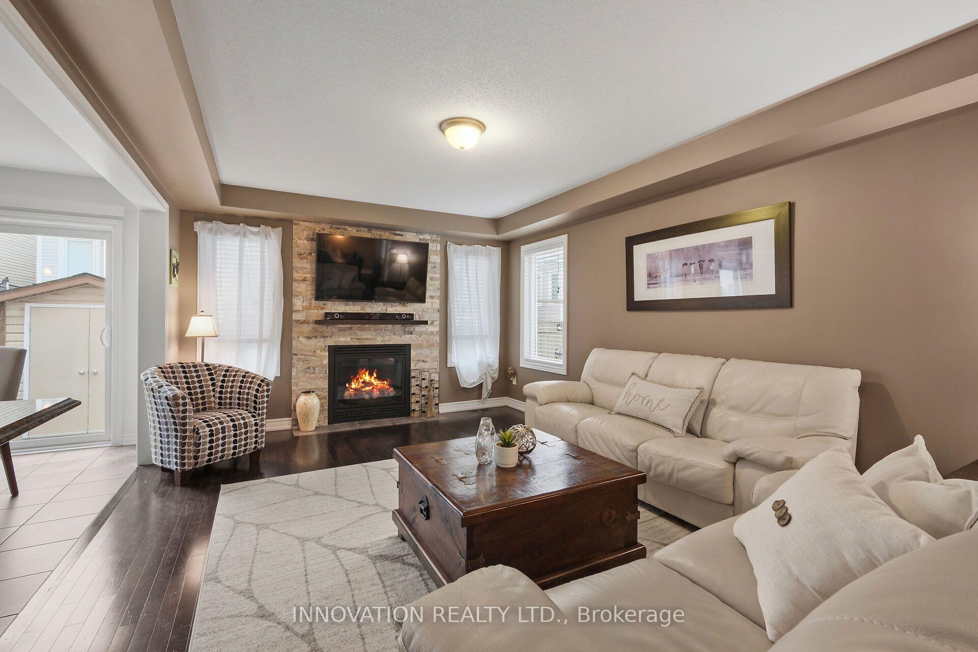 Photo 8 of 522 Meadowcreek Circle, Ottawa, Kanata - Emerald Meadows/Trailwest — HOMEH