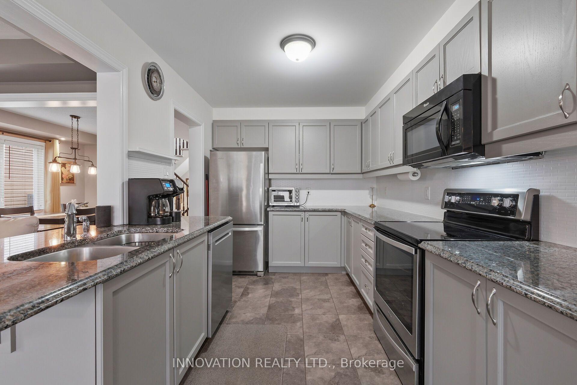 Photo 12 of 522 Meadowcreek Circle, Ottawa, Kanata - Emerald Meadows/Trailwest — HOMEH
