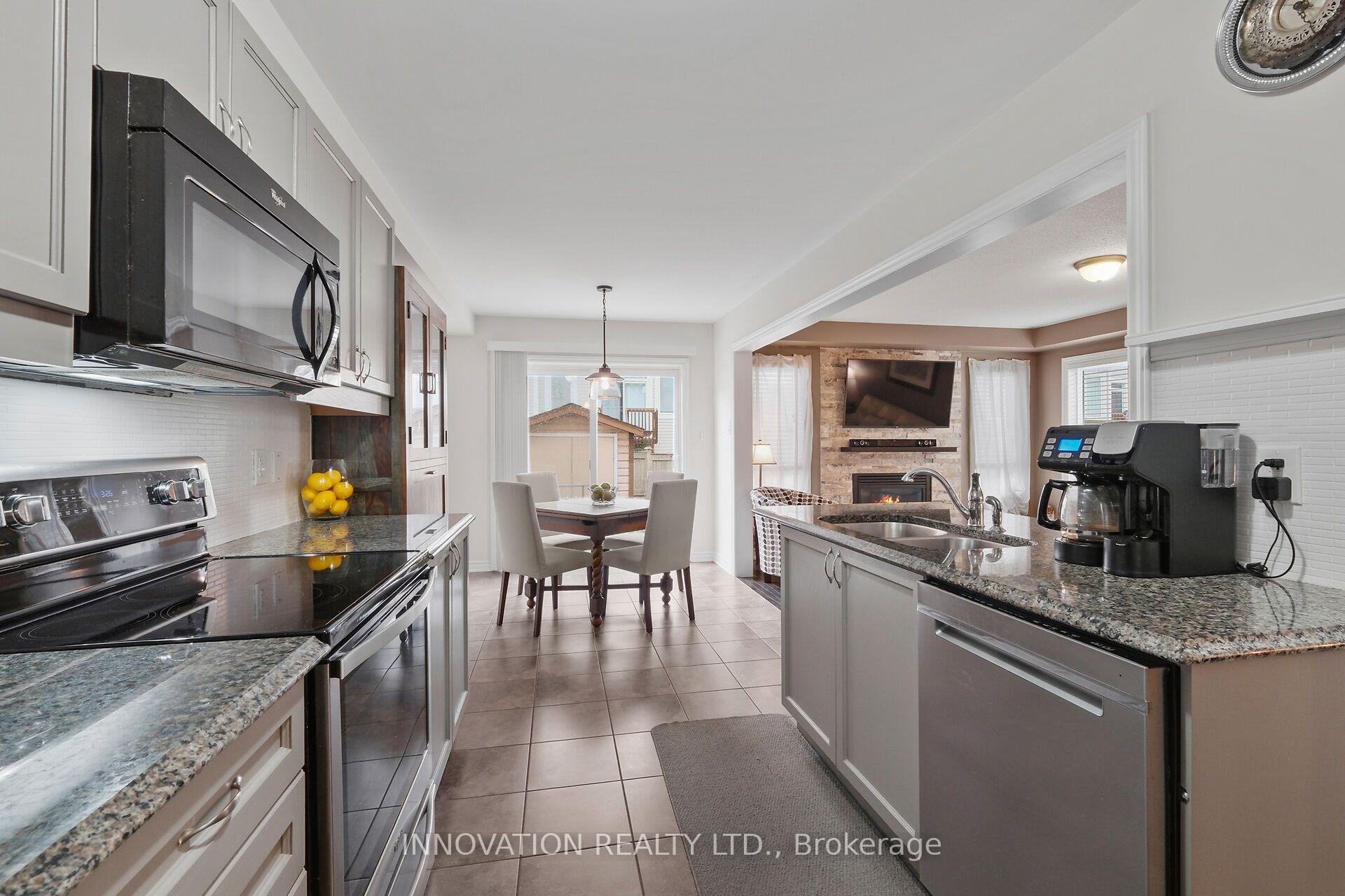 Photo 15 of 522 Meadowcreek Circle, Ottawa, Kanata - Emerald Meadows/Trailwest — HOMEH