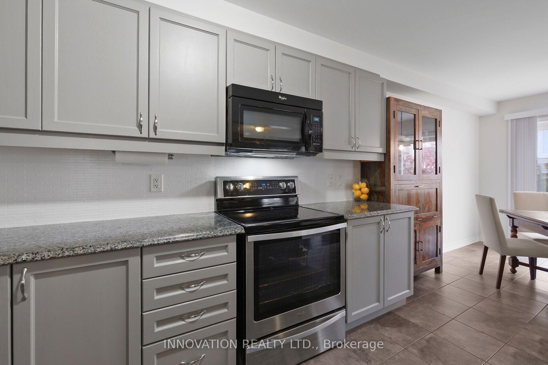 Photo 17 of 522 Meadowcreek Circle, Ottawa, Kanata - Emerald Meadows/Trailwest — HOMEH