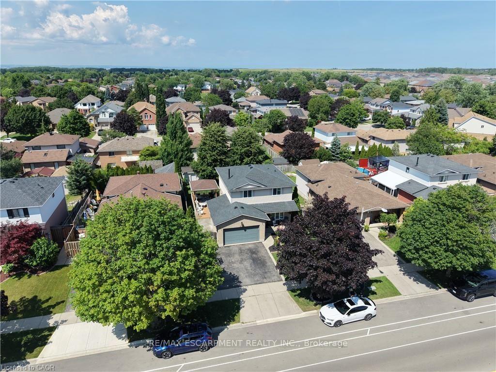 Photo 33 of 172 Highland Road W, Hamilton, Stoney Creek — HOMEH