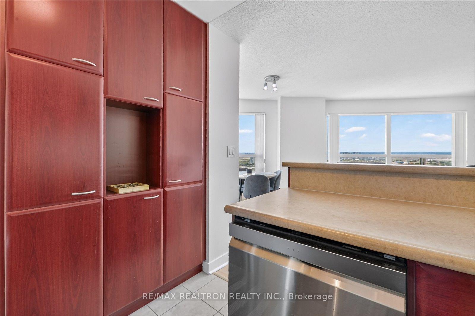 Photo 18 of Unit 3111, 36 Lee Centre Drive, Scarborough, Woburn — HOMEH