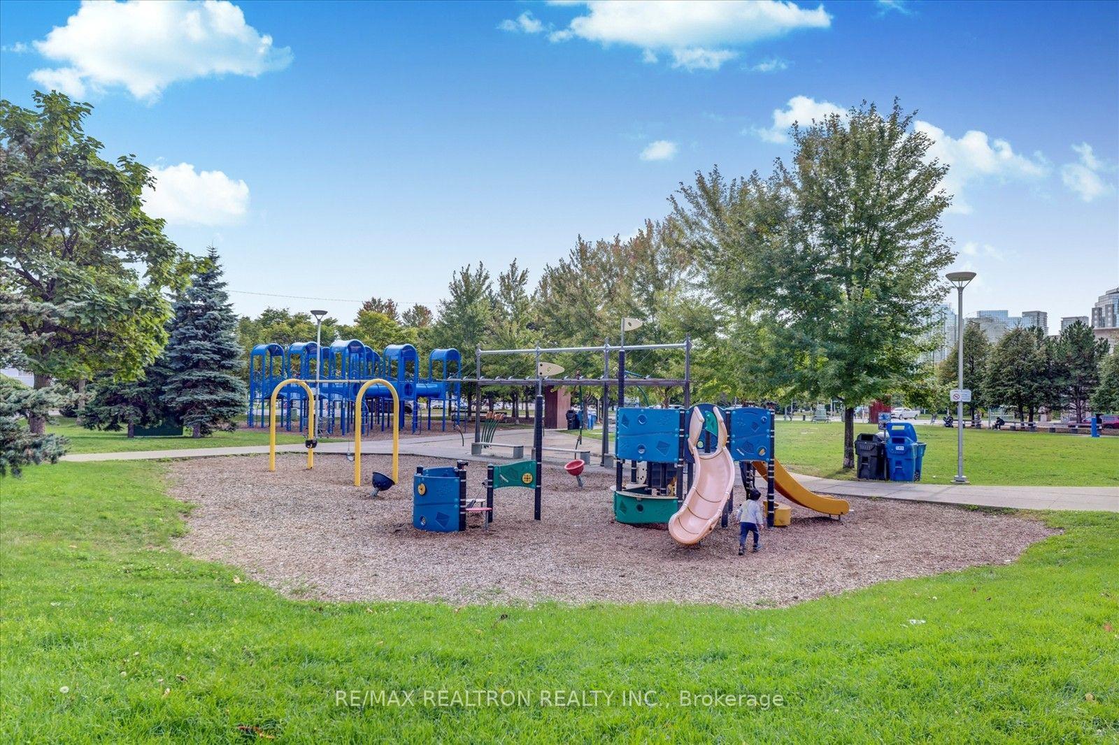 Photo 32 of Unit 3111, 36 Lee Centre Drive, Scarborough, Woburn — HOMEH