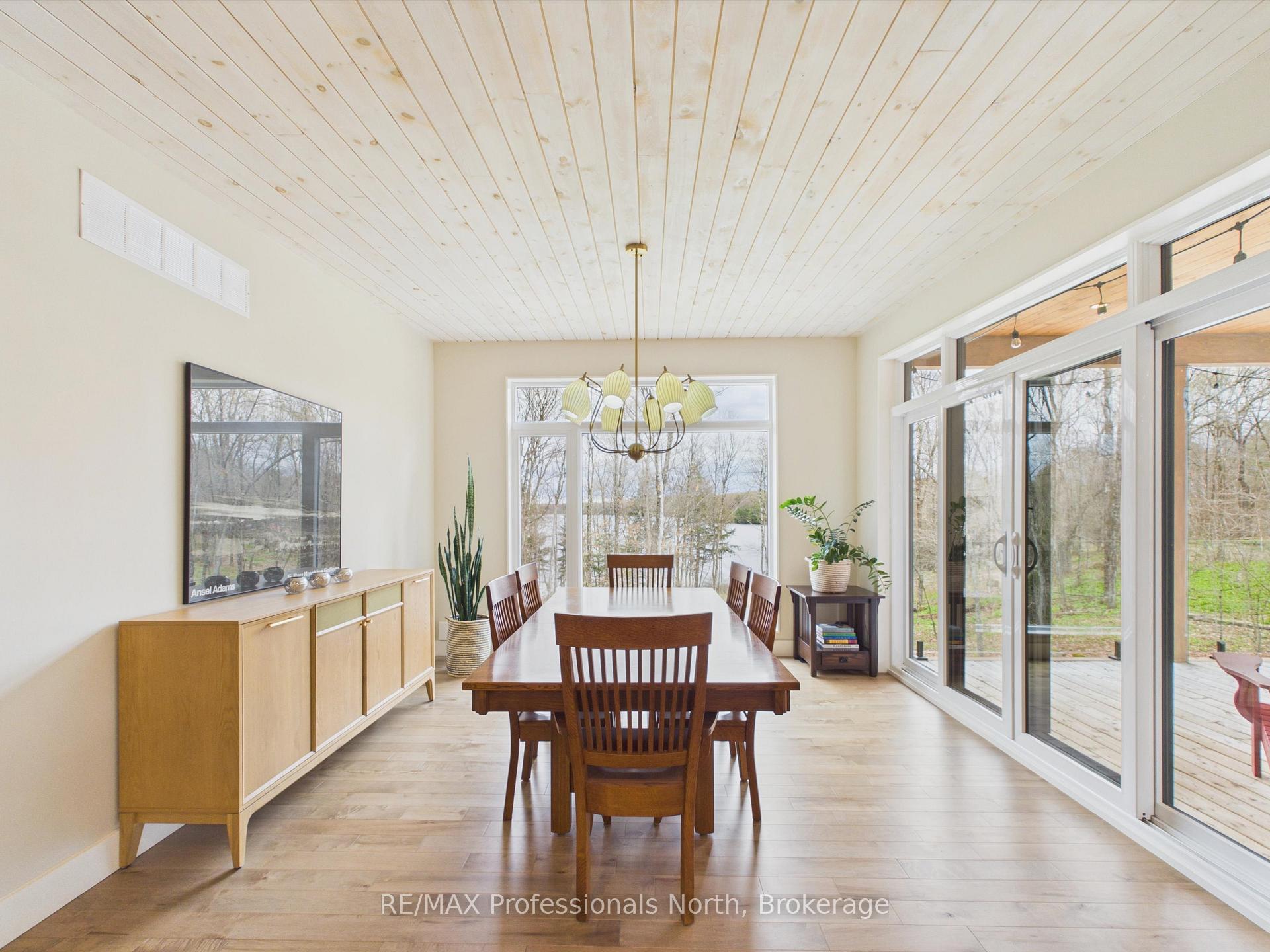 Photo 16 of 1011 Old Cottage Road, Bracebridge, Draper — HOMEH