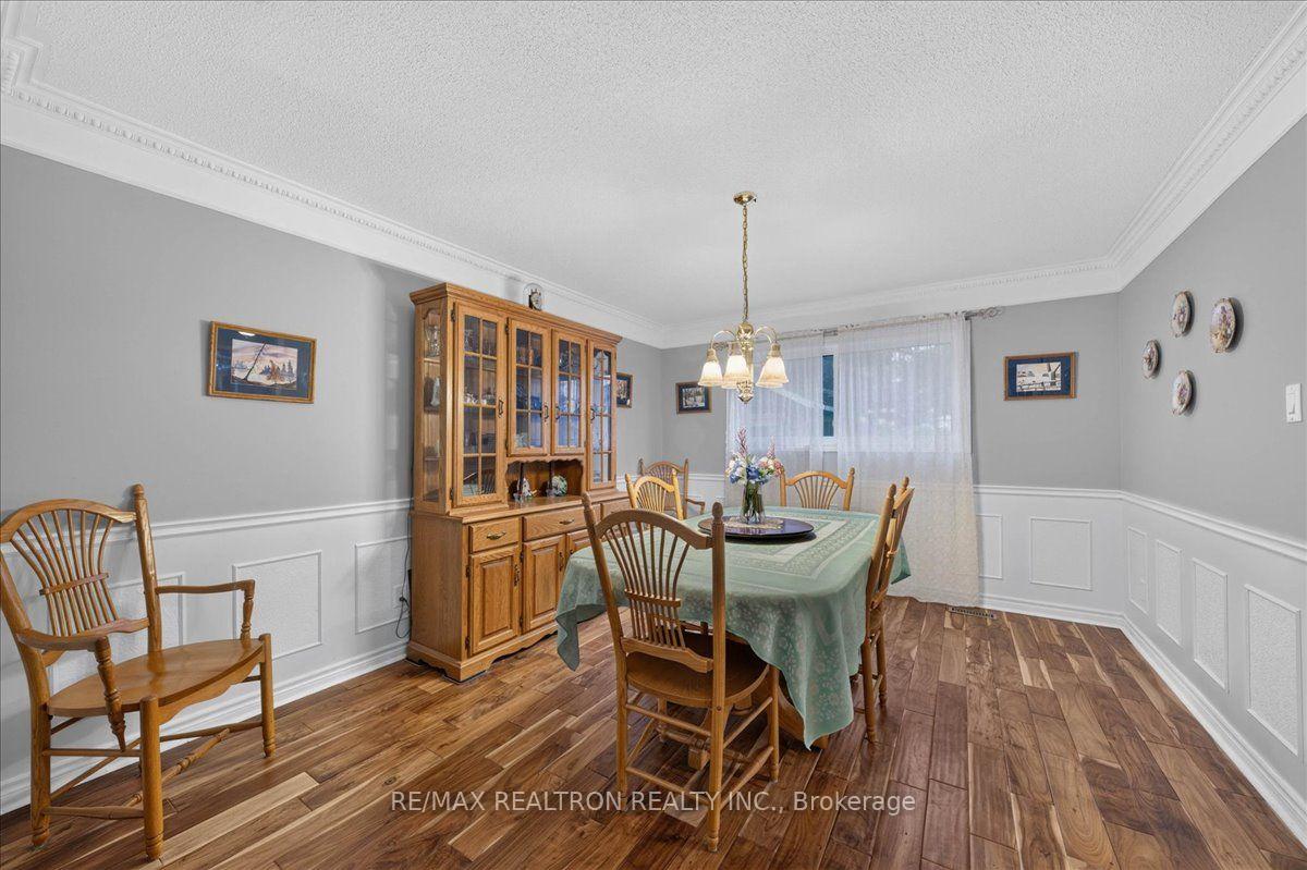 Photo 13 of 2767 Shering Crescent, Innisfil, Stroud — HOMEH