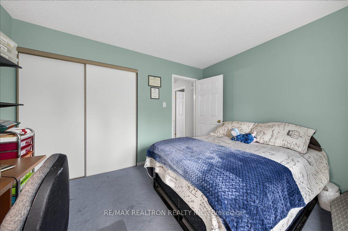 Photo 28 of 2767 Shering Crescent, Innisfil, Stroud — HOMEH